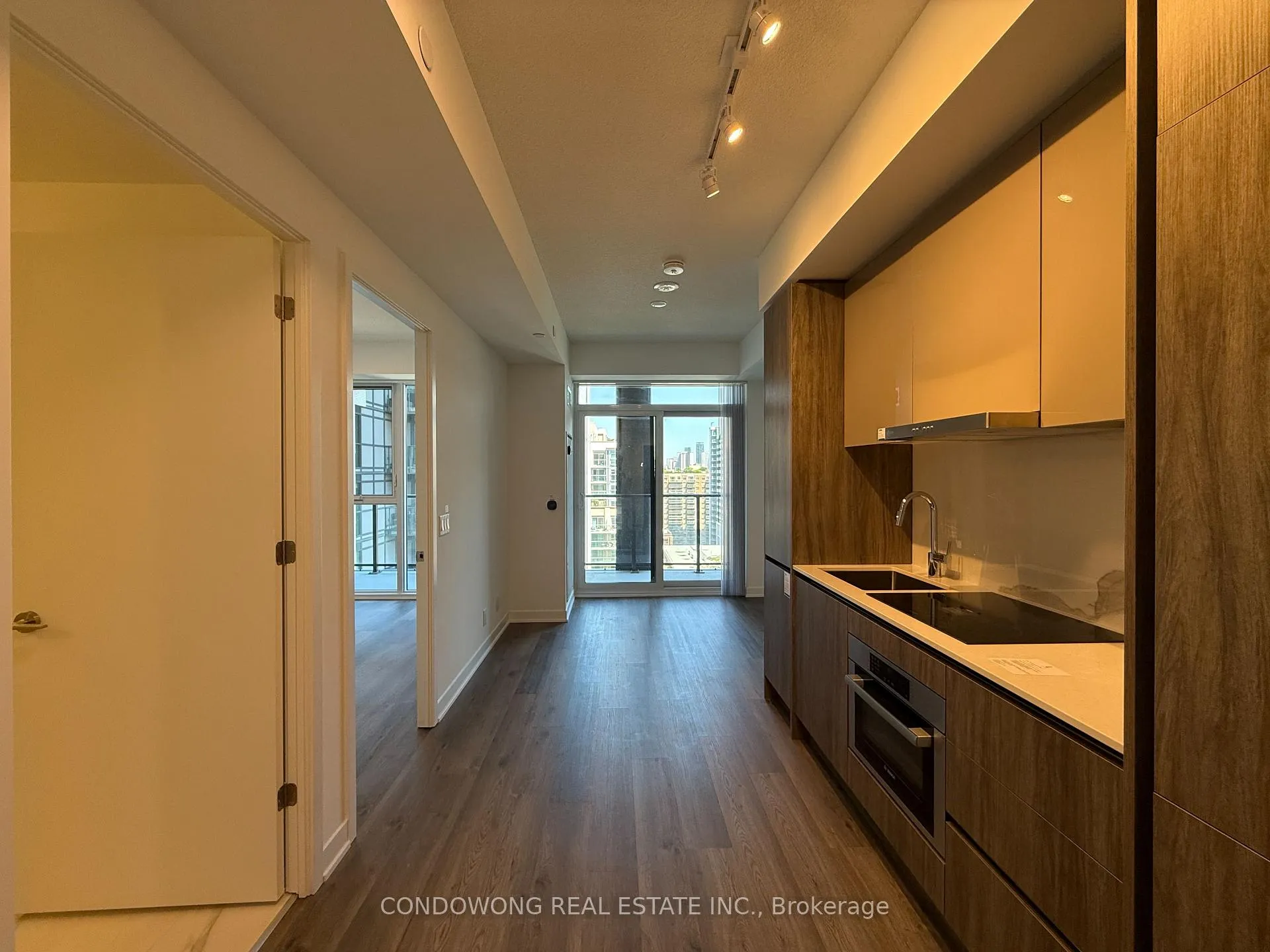 Photo 1 of Unit 1701, 180 Front Street E, Toronto, Moss Park — HOMEH