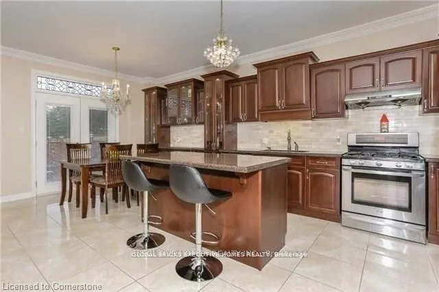 Photo 9 of 78 Assisi Street, Hamilton, Allison — HOMEH