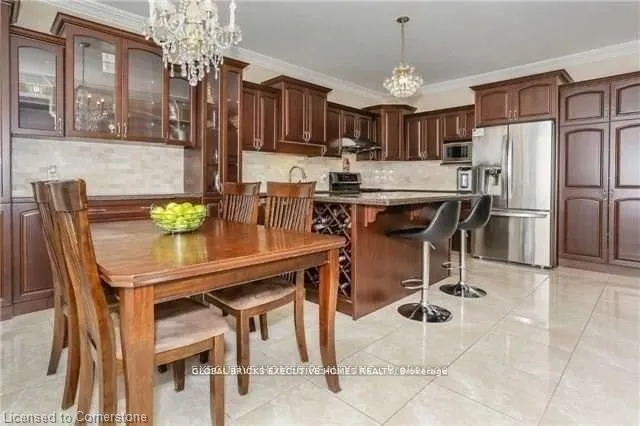 Photo 10 of 78 Assisi Street, Hamilton, Allison — HOMEH
