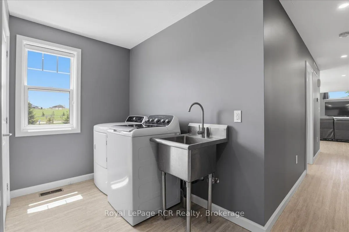 Photo 24 of 6442 Given Road, Minto — HOMEH