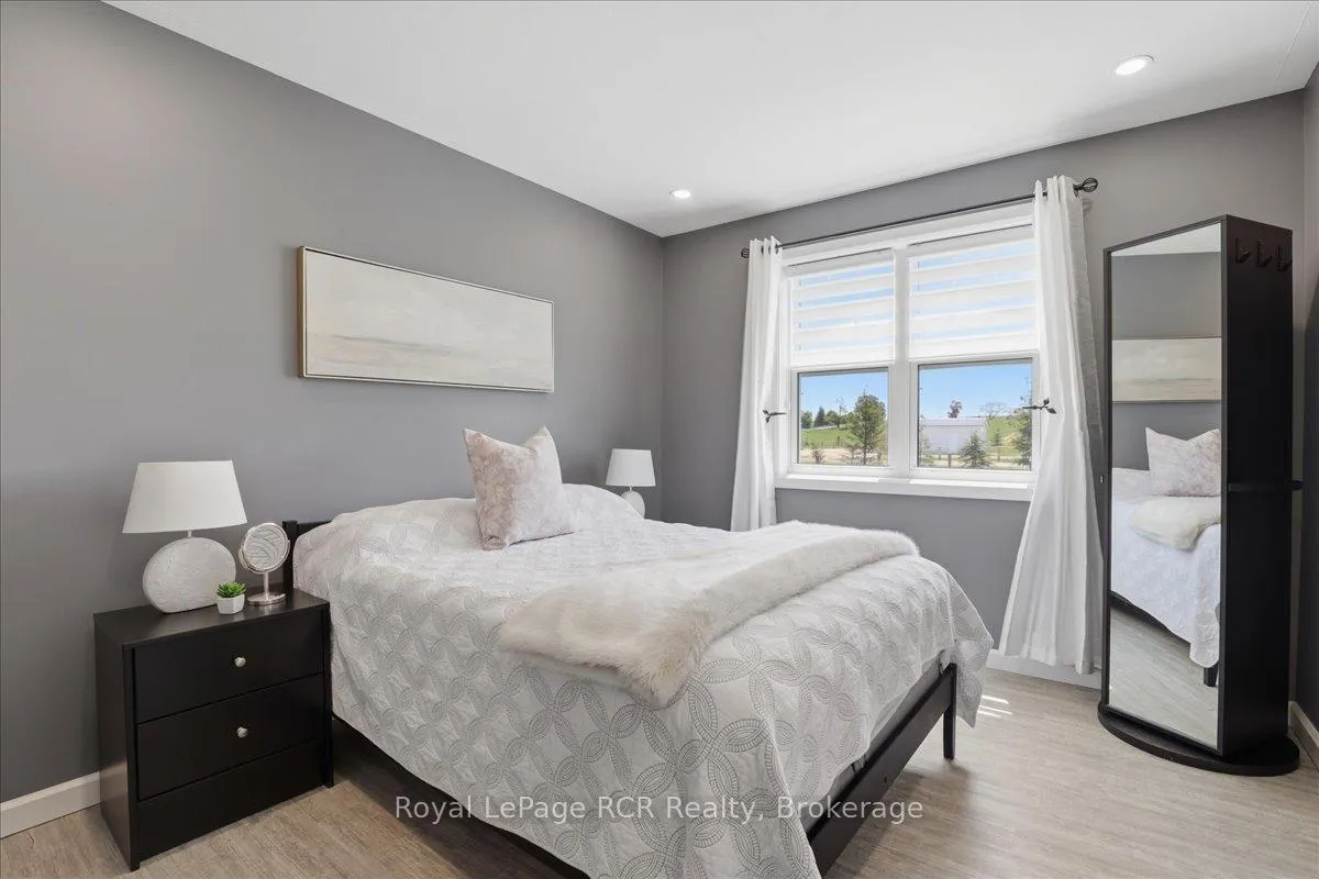Photo 25 of 6442 Given Road, Minto — HOMEH