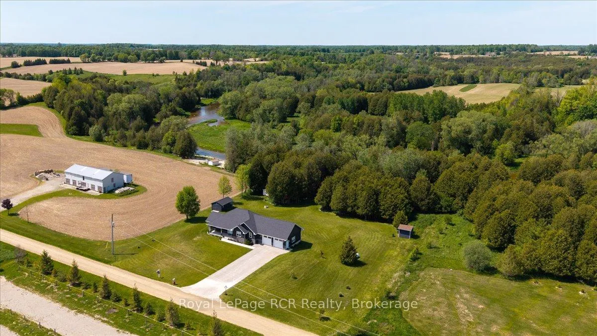 Photo 43 of 6442 Given Road, Minto — HOMEH