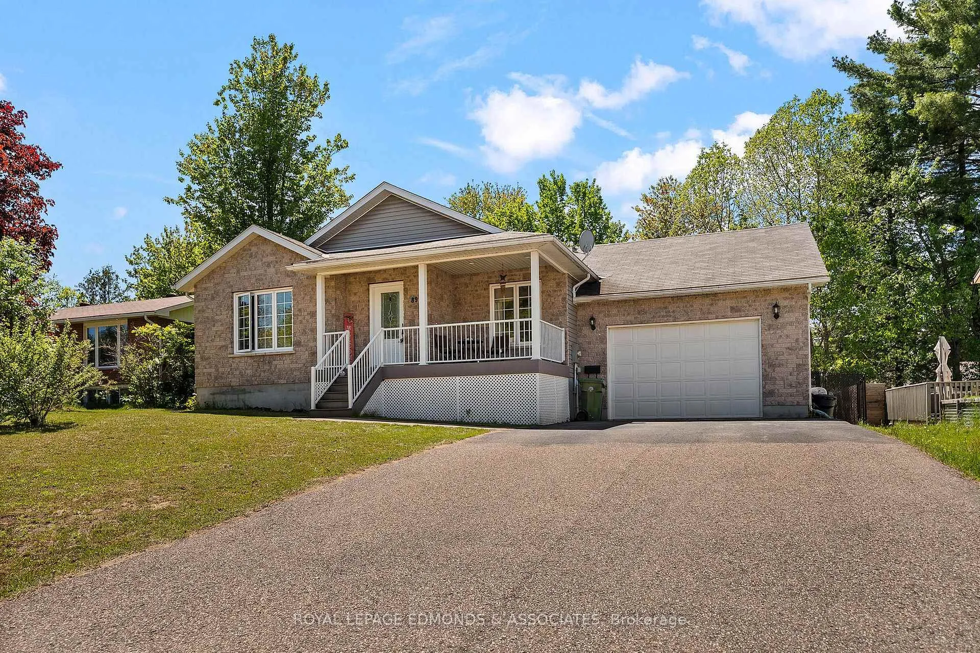 Photo 2 of 89 Spruce Street, Petawawa — HOMEH