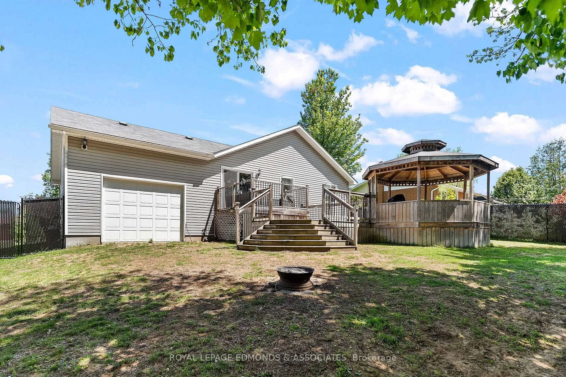 Photo 30 of 89 Spruce Street, Petawawa — HOMEH