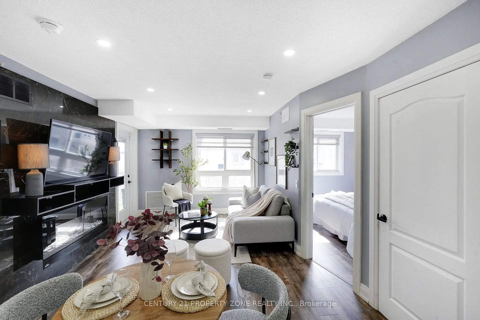 Photo 7 of 8 Dayspring Circle, Brampton, Goreway Drive Corridor — HOMEH