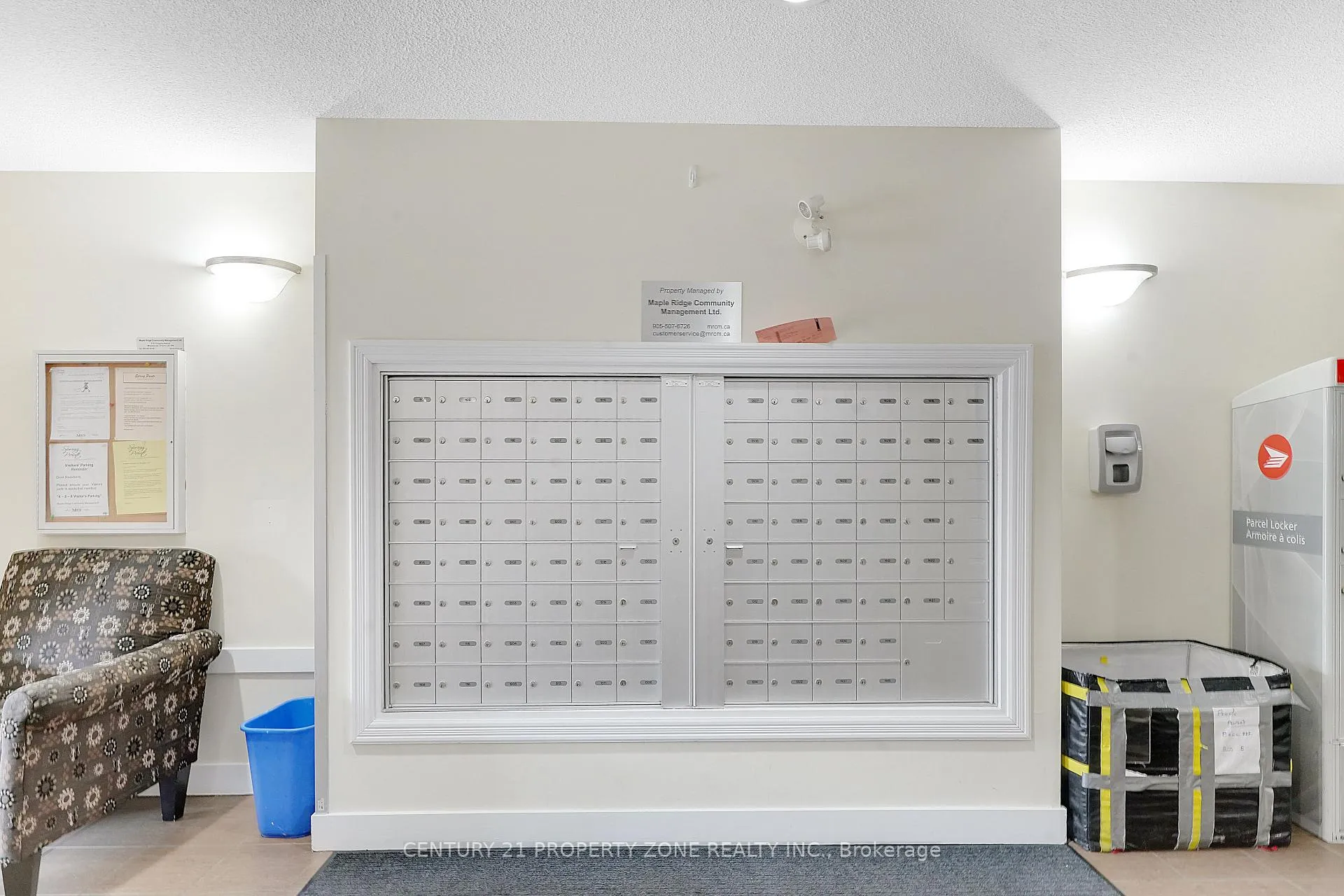 Photo 26 of 8 Dayspring Circle, Brampton, Goreway Drive Corridor — HOMEH