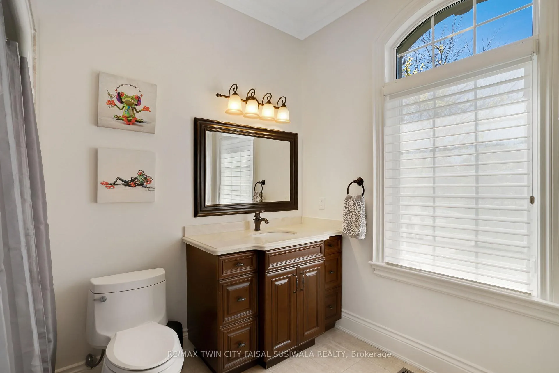 Photo 38 of 214 Jerseyville Road, Brant, Brantford Twp — HOMEH