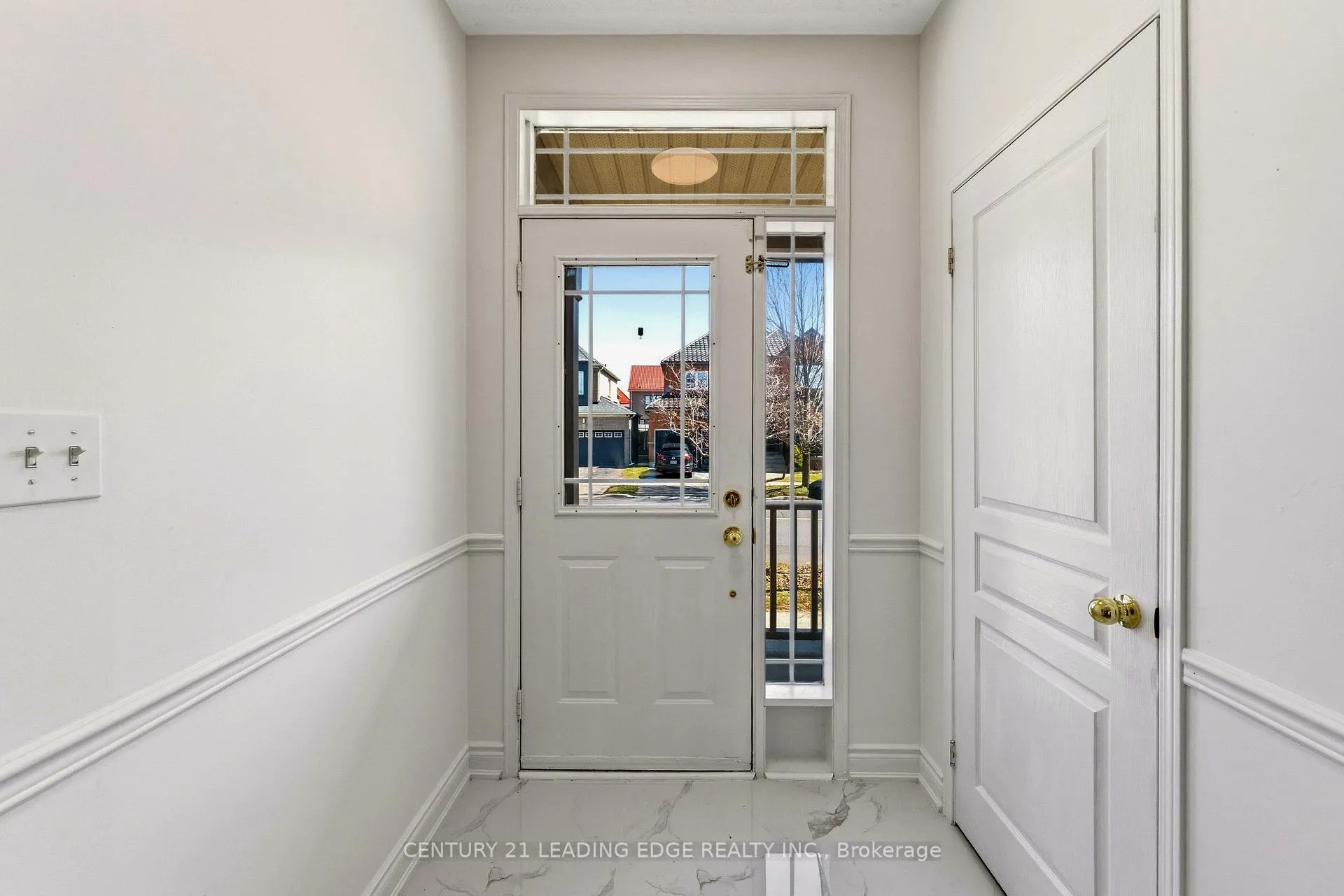 Photo 4 of 114 Alfred Paterson Drive, Markham, Greensborough — HOMEH