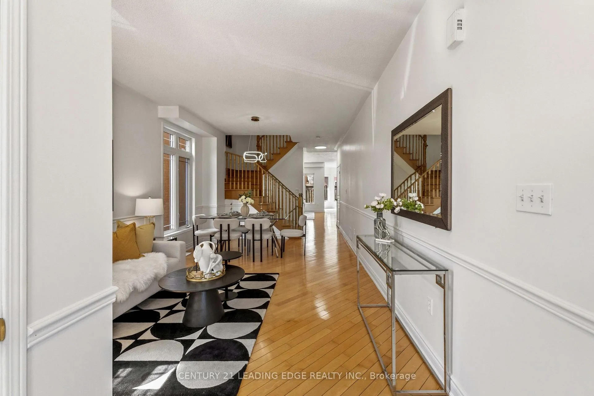 Photo 5 of 114 Alfred Paterson Drive, Markham, Greensborough — HOMEH