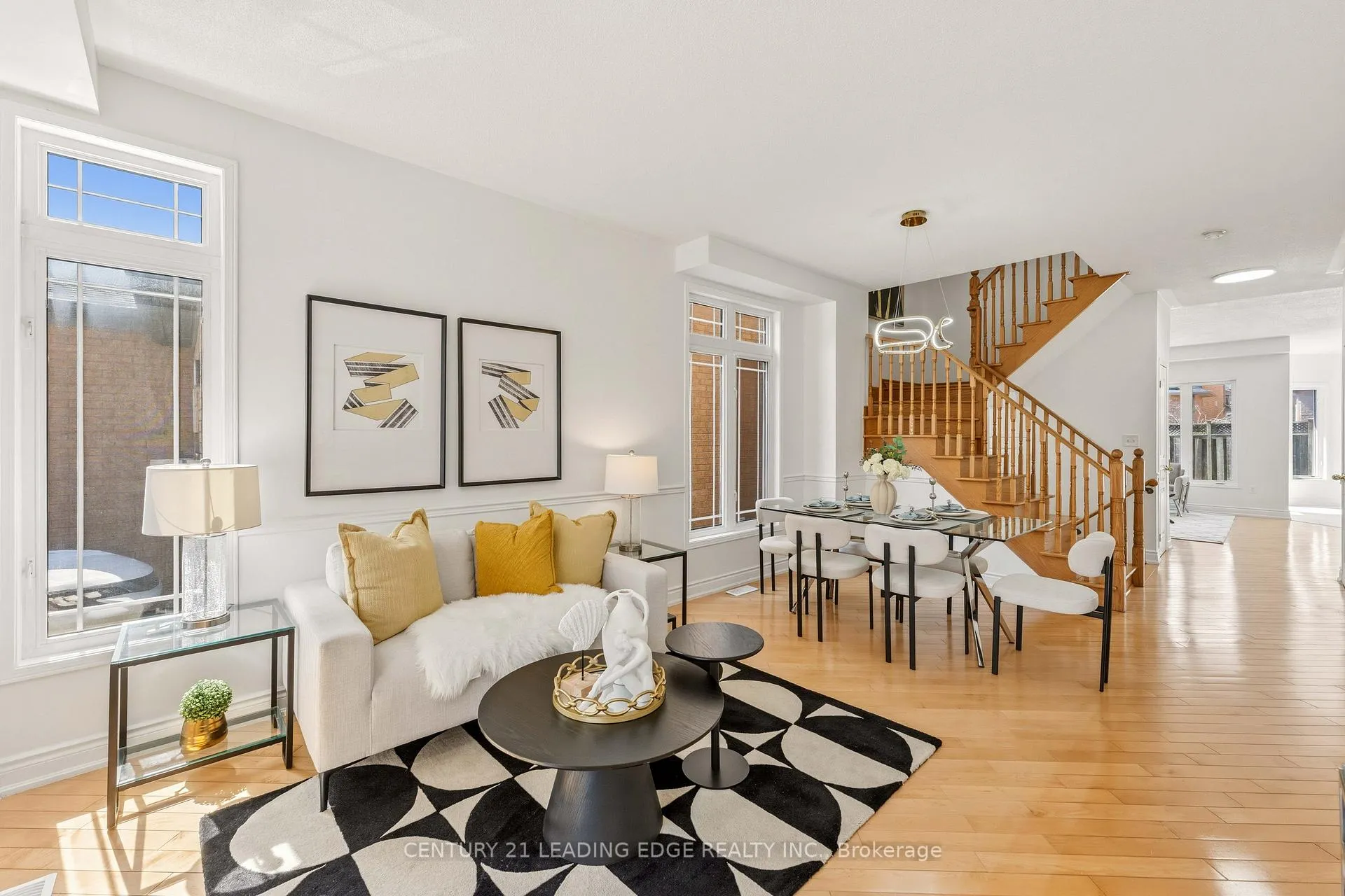 Photo 6 of 114 Alfred Paterson Drive, Markham, Greensborough — HOMEH