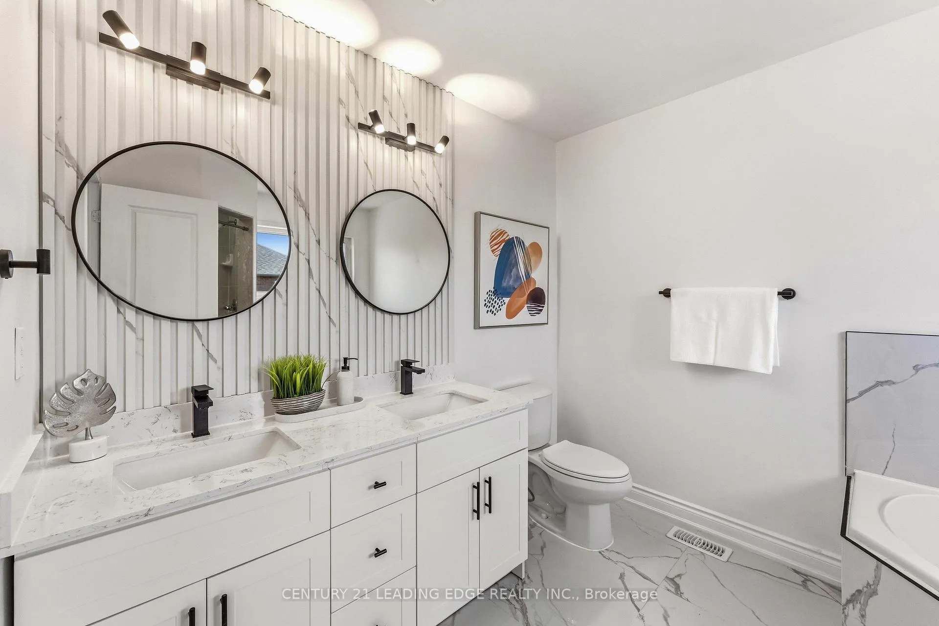 Photo 29 of 114 Alfred Paterson Drive, Markham, Greensborough — HOMEH