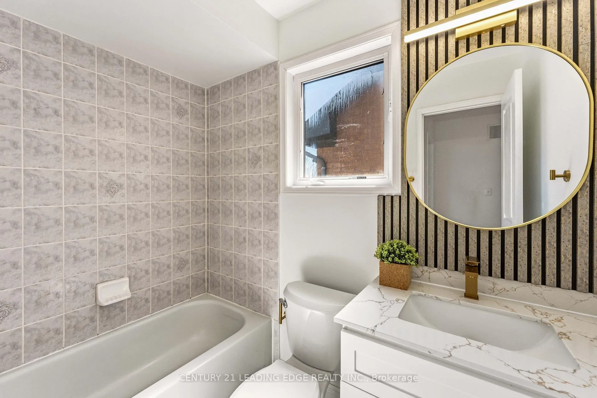 Photo 35 of 114 Alfred Paterson Drive, Markham, Greensborough — HOMEH