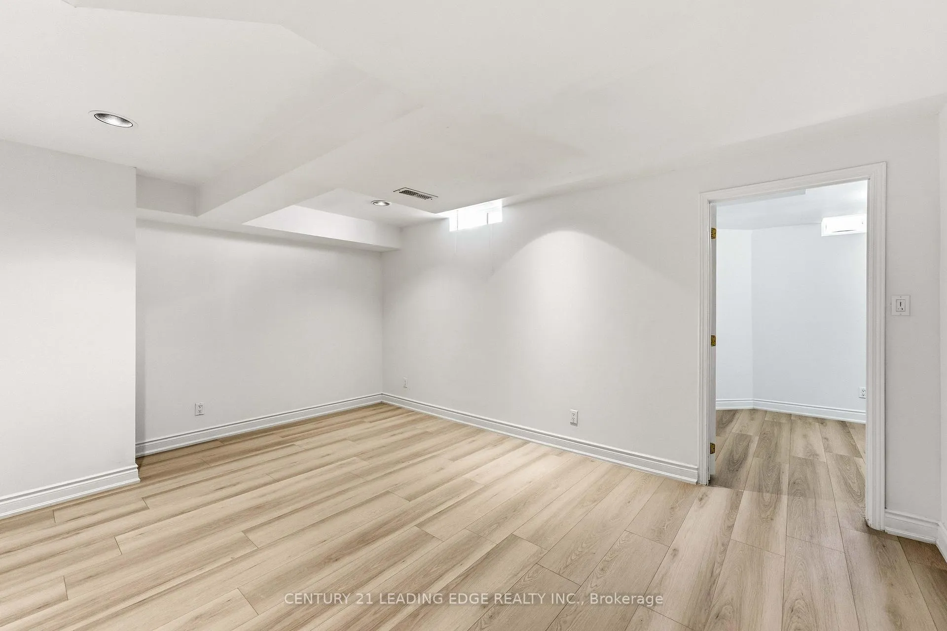 Photo 39 of 114 Alfred Paterson Drive, Markham, Greensborough — HOMEH
