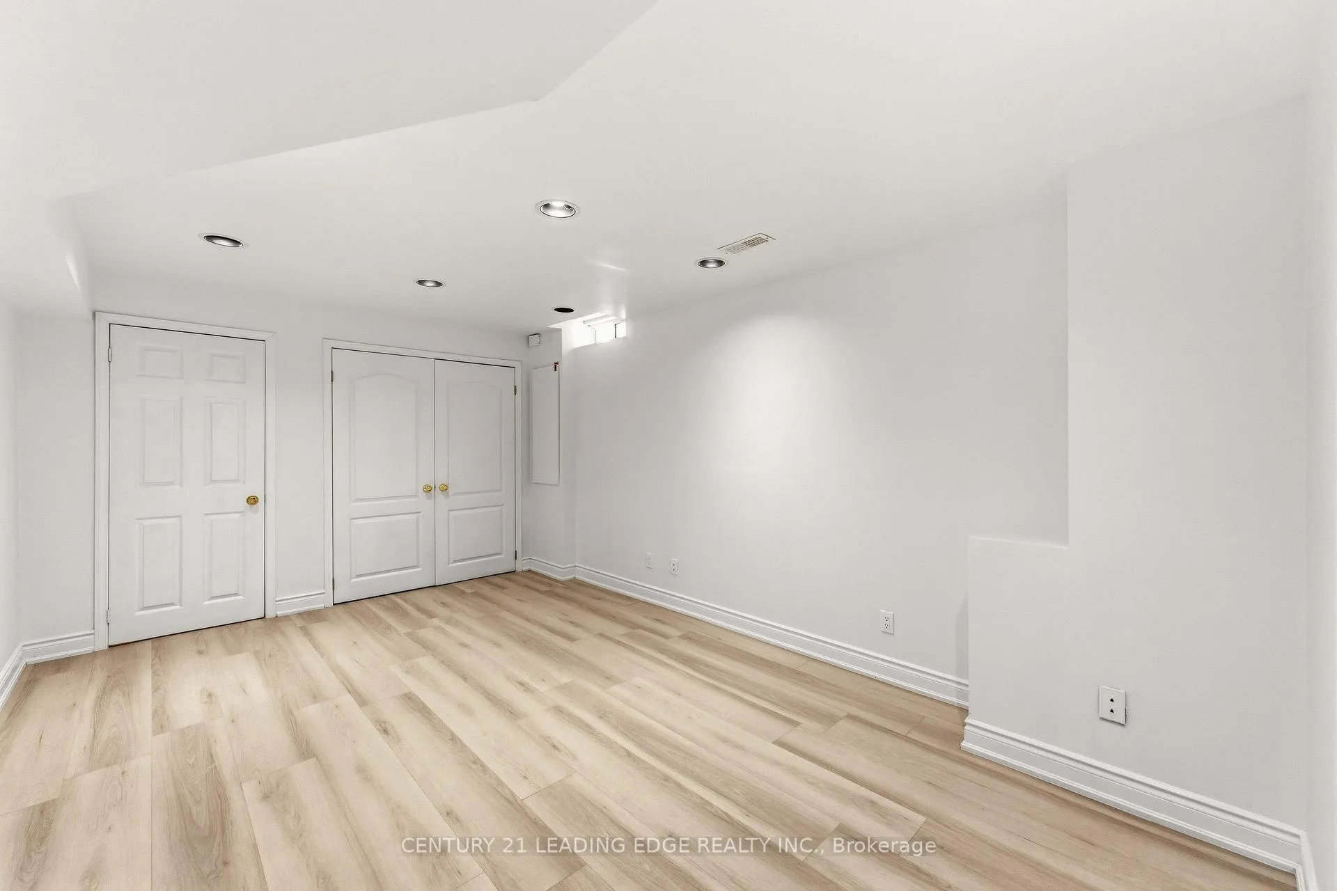 Photo 42 of 114 Alfred Paterson Drive, Markham, Greensborough — HOMEH