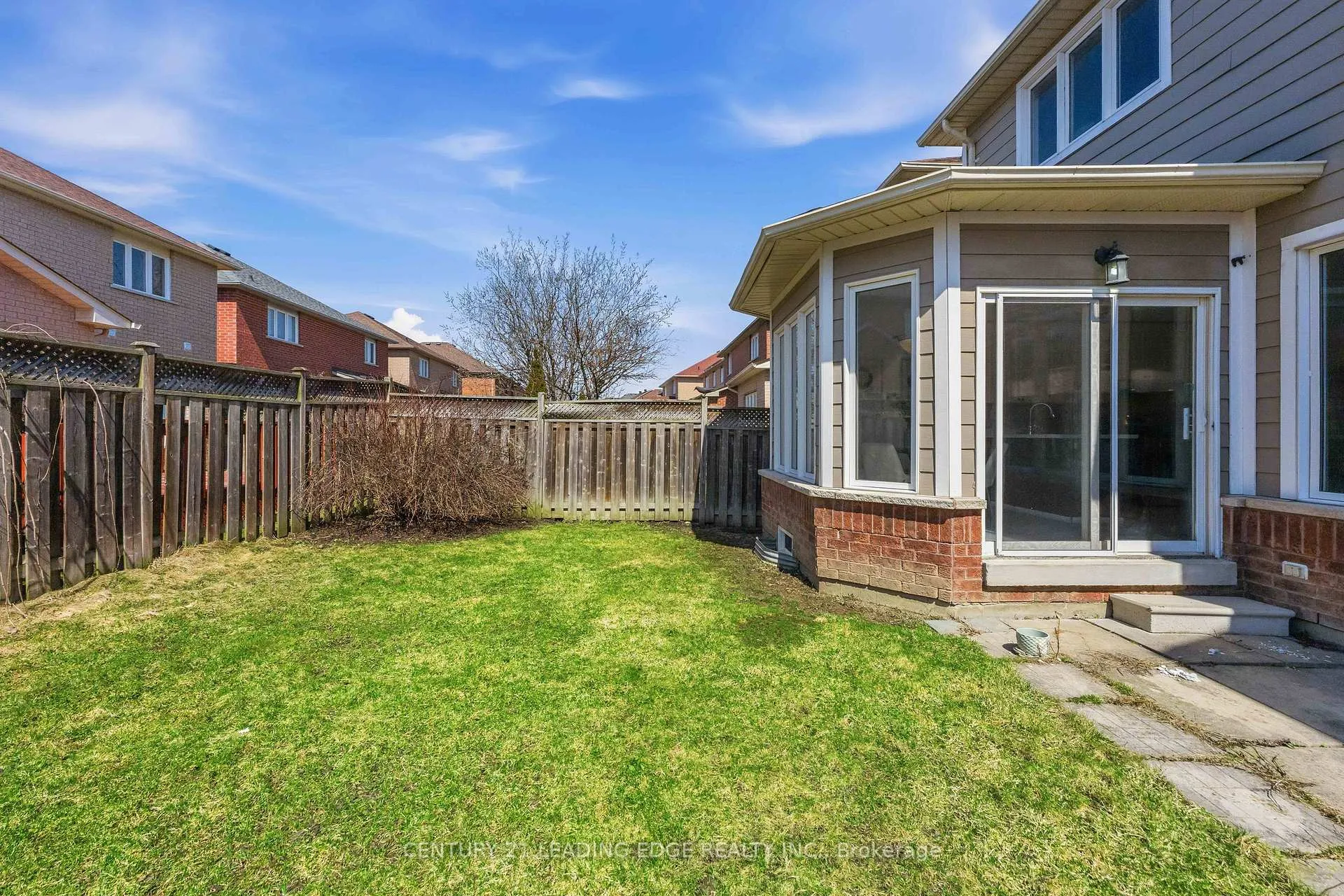 Photo 44 of 114 Alfred Paterson Drive, Markham, Greensborough — HOMEH