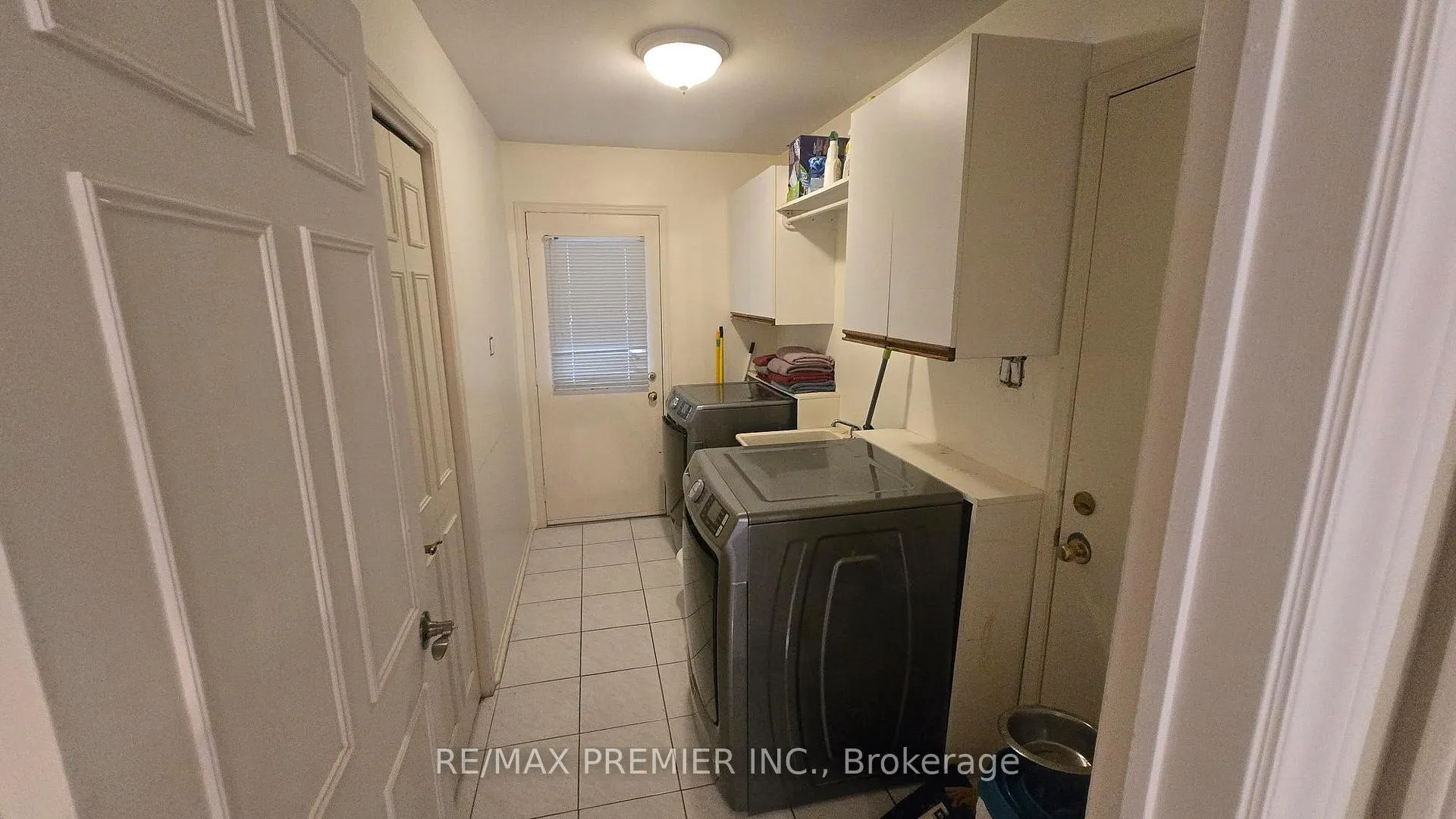 Photo 13 of 4399 Beacon Lane, Mississauga, Creditview — HOMEH