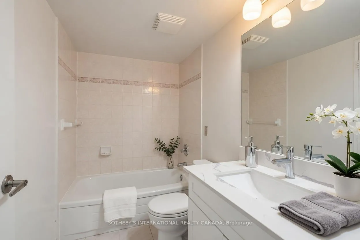 Photo 16 of Unit 1703, 75 King Street E, Mississauga, Cooksville — HOMEH