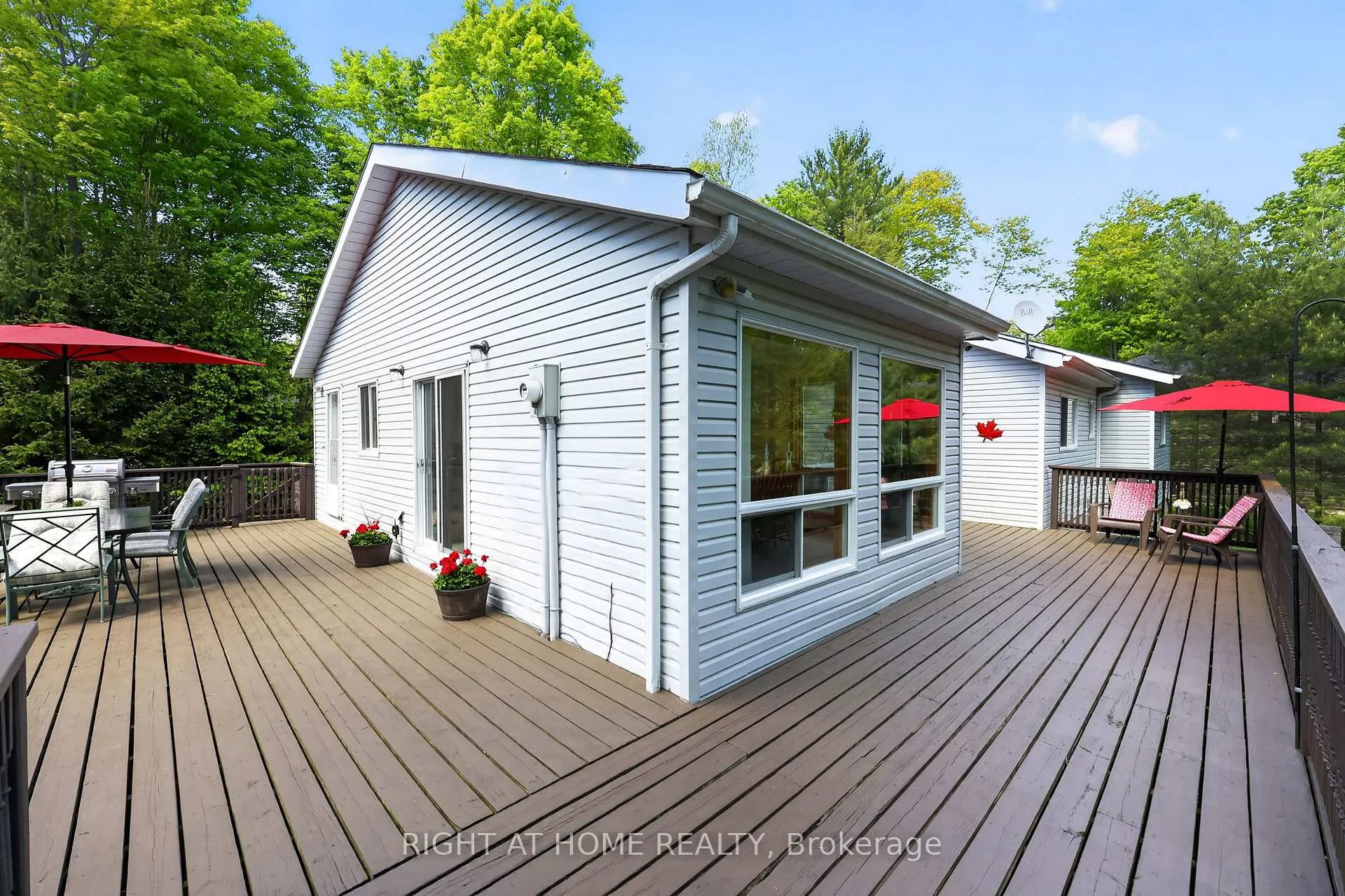Photo 4 of 119 Wolfe Trail, Tiny, Lafontaine — HOMEH