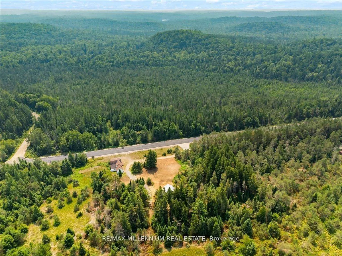 Photo 38 of 3529 Highway 118 E, Bracebridge, Oakley — HOMEH