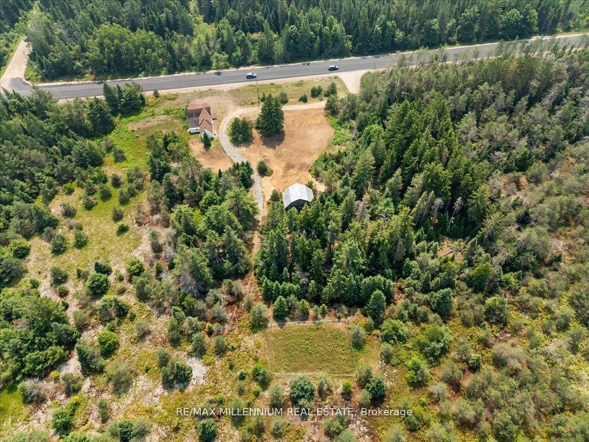 Photo 39 of 3529 Highway 118 E, Bracebridge, Oakley — HOMEH