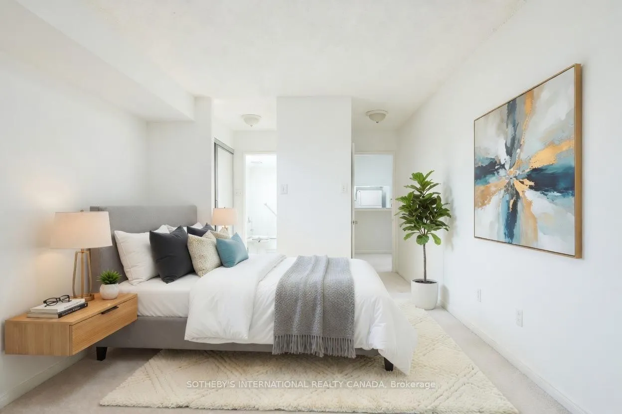 Photo 8 of Unit 1709, 75 King Street E, Mississauga, Cooksville — HOMEH