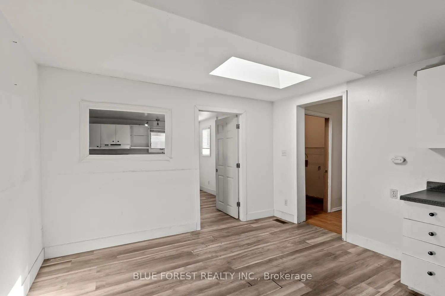 Photo 18 of 208 Maitland Street, London, East K — HOMEH