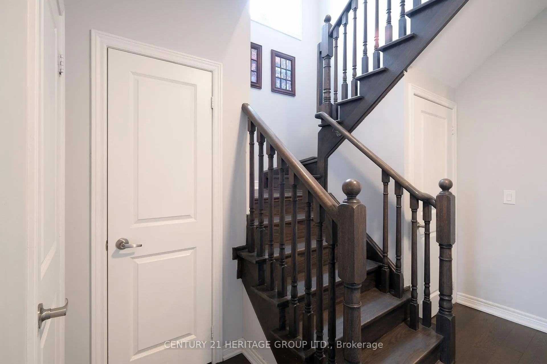 Photo 7 of 61 Kingsmere Crescent, New Tecumseth, Alliston — HOMEH