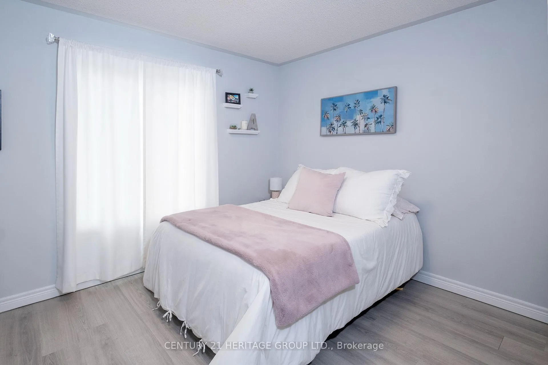 Photo 17 of 61 Kingsmere Crescent, New Tecumseth, Alliston — HOMEH