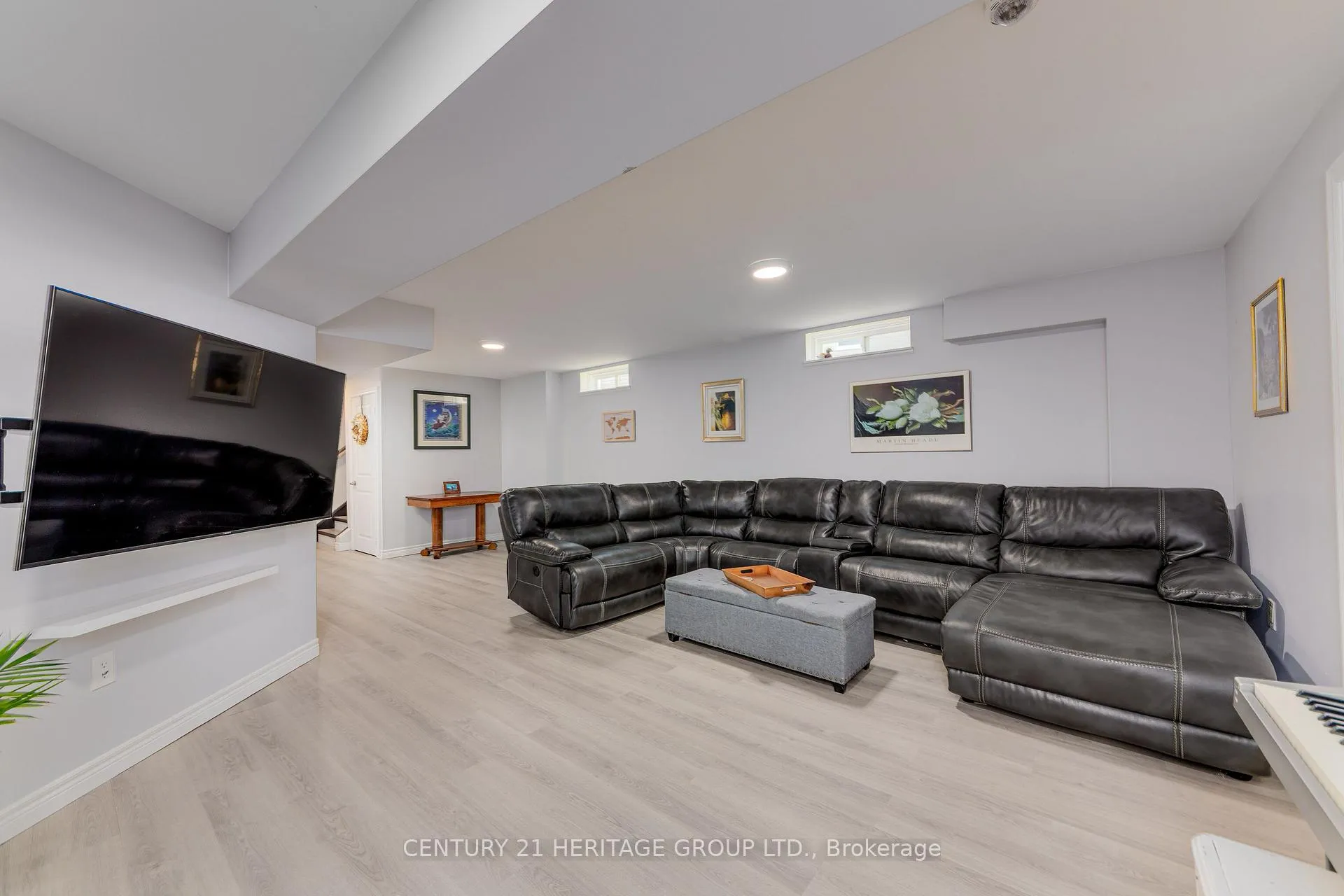 Photo 23 of 61 Kingsmere Crescent, New Tecumseth, Alliston — HOMEH