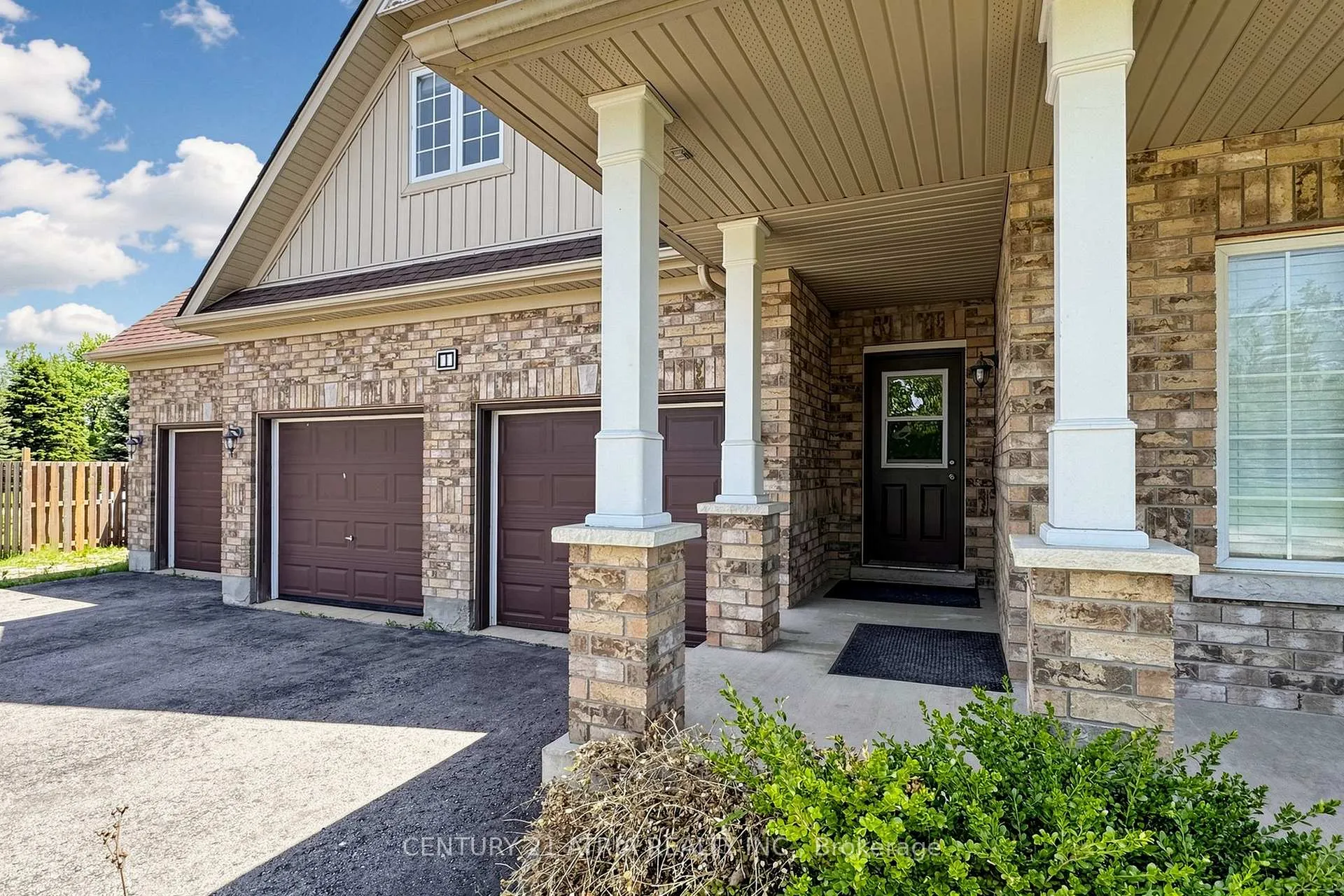 Photo 4 of 11 Jeffery Drive, Mulmur, Rural Mulmur — HOMEH