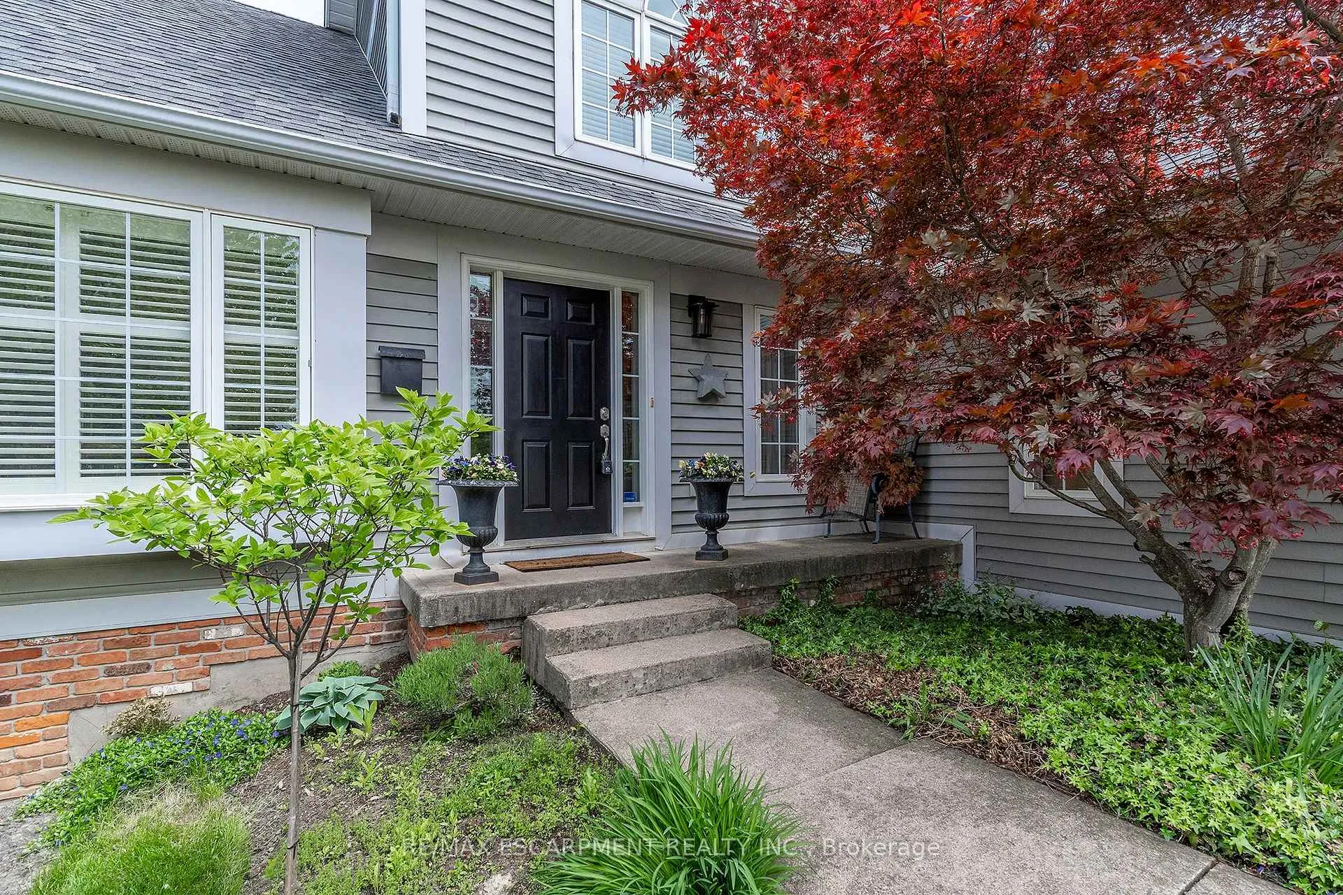 Photo 2 of 4021 Mountain Street, Lincoln, Beamsville — HOMEH