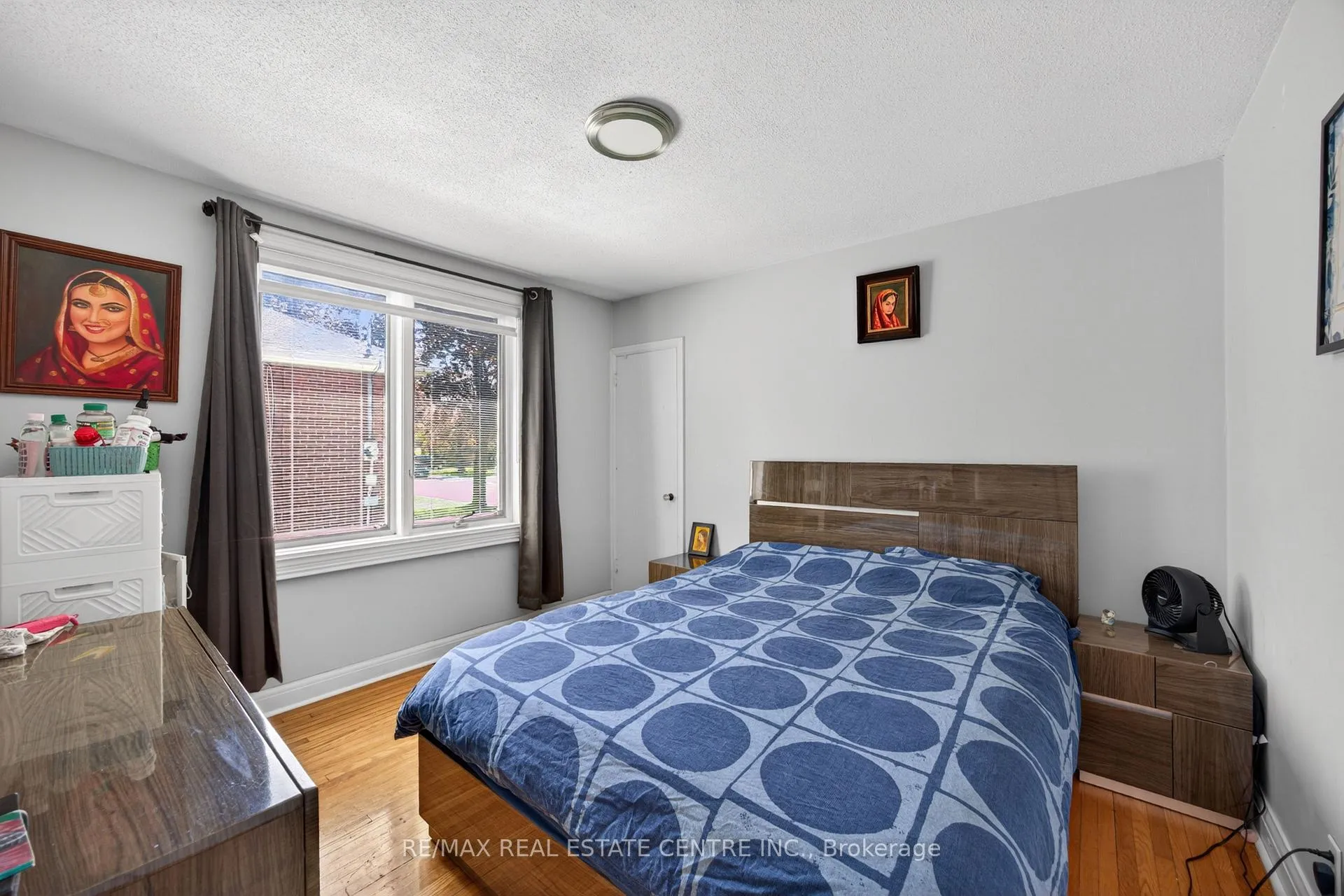 Photo 20 of 43 West 1st Street, Hamilton, Bonnington — HOMEH