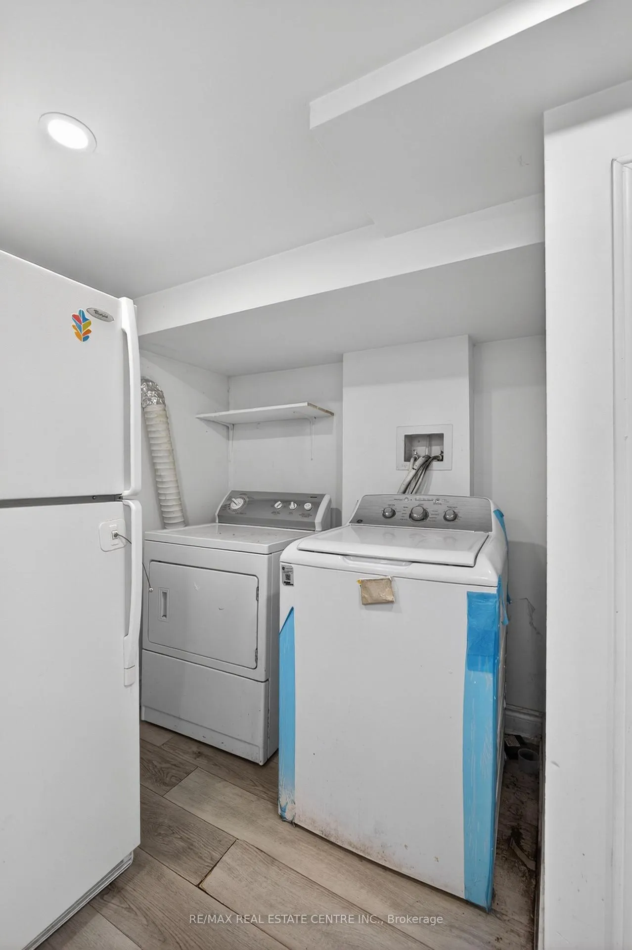 Photo 25 of 43 West 1st Street, Hamilton, Bonnington — HOMEH