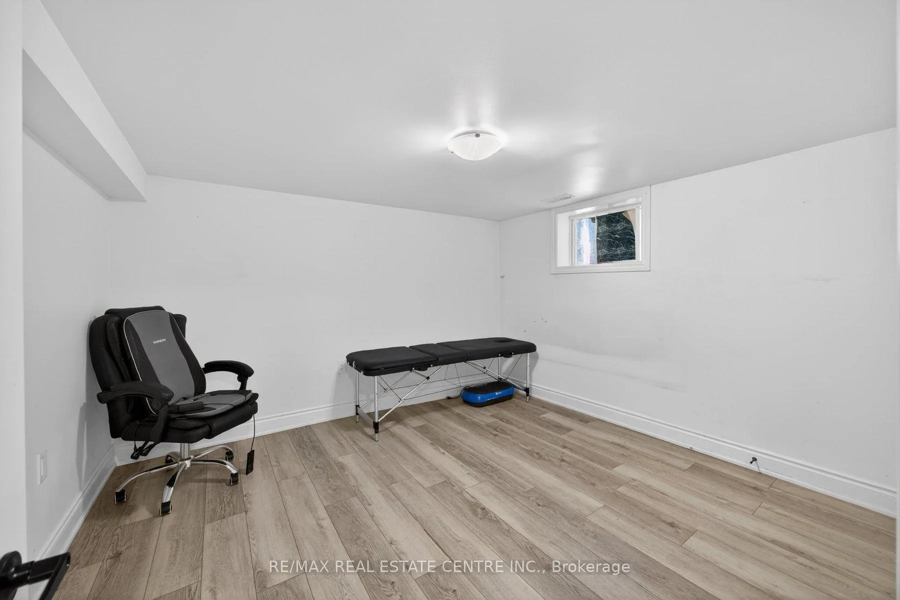 Photo 27 of 43 West 1st Street, Hamilton, Bonnington — HOMEH
