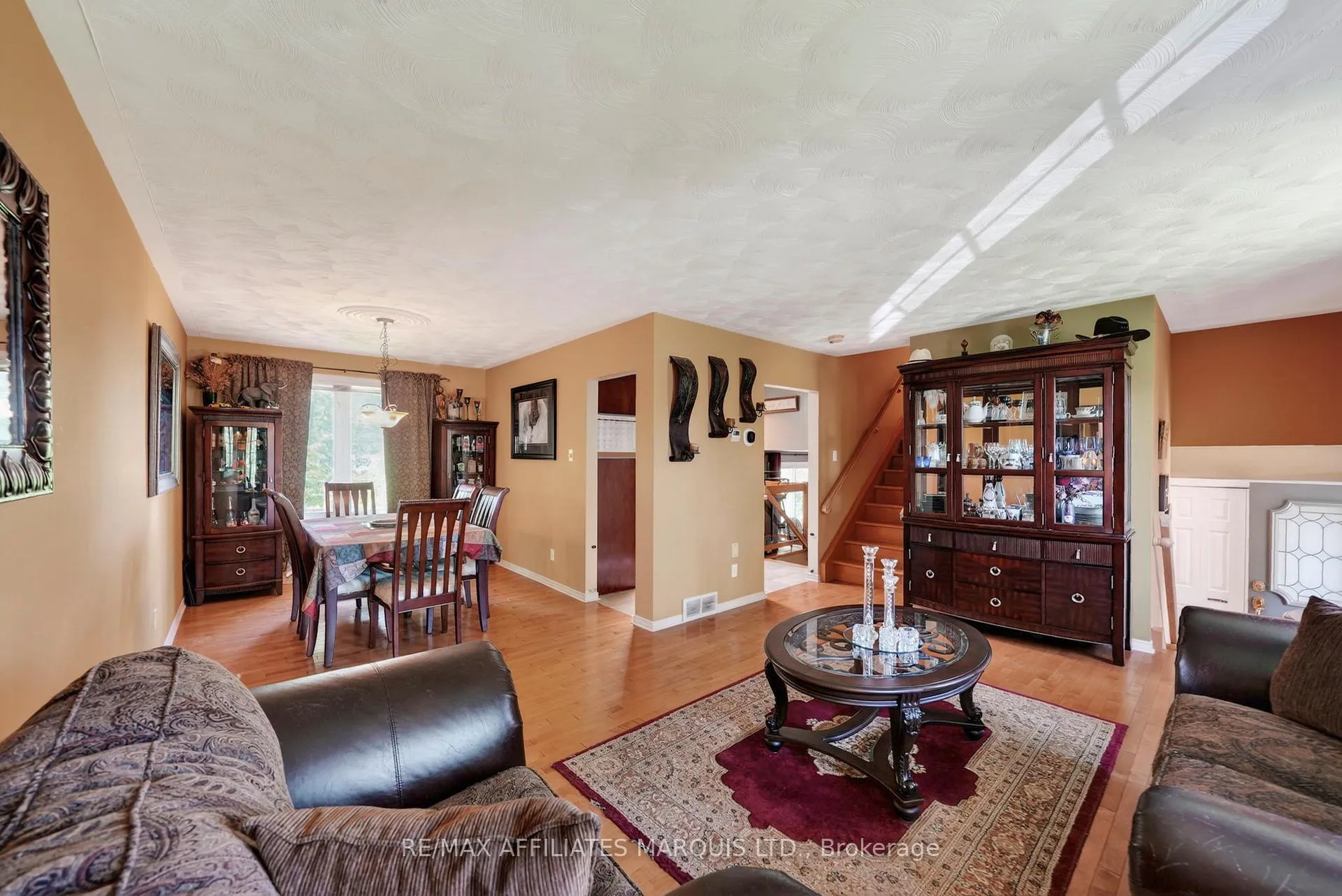 Photo 10 of 1329 Patricia Place, Cornwall — HOMEH
