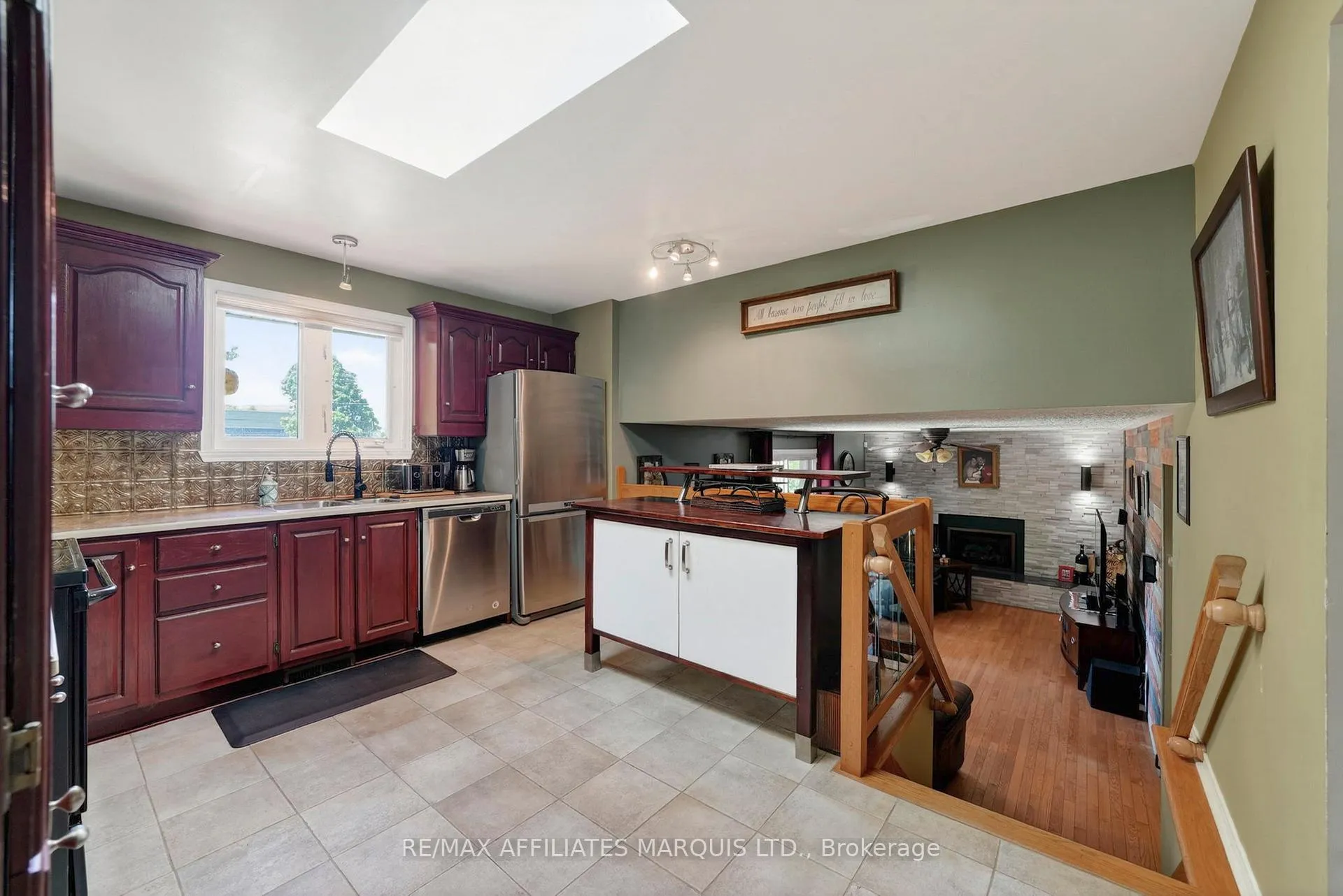 Photo 14 of 1329 Patricia Place, Cornwall — HOMEH