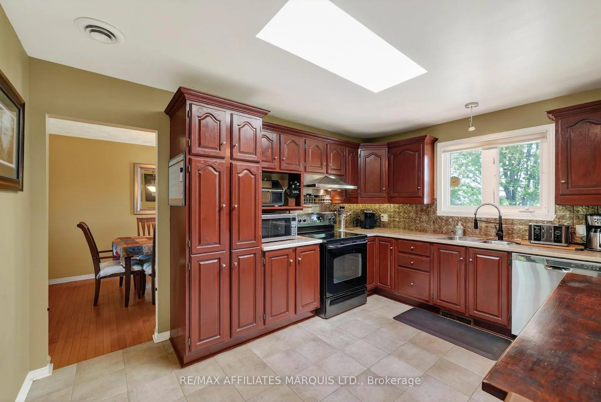 Photo 16 of 1329 Patricia Place, Cornwall — HOMEH