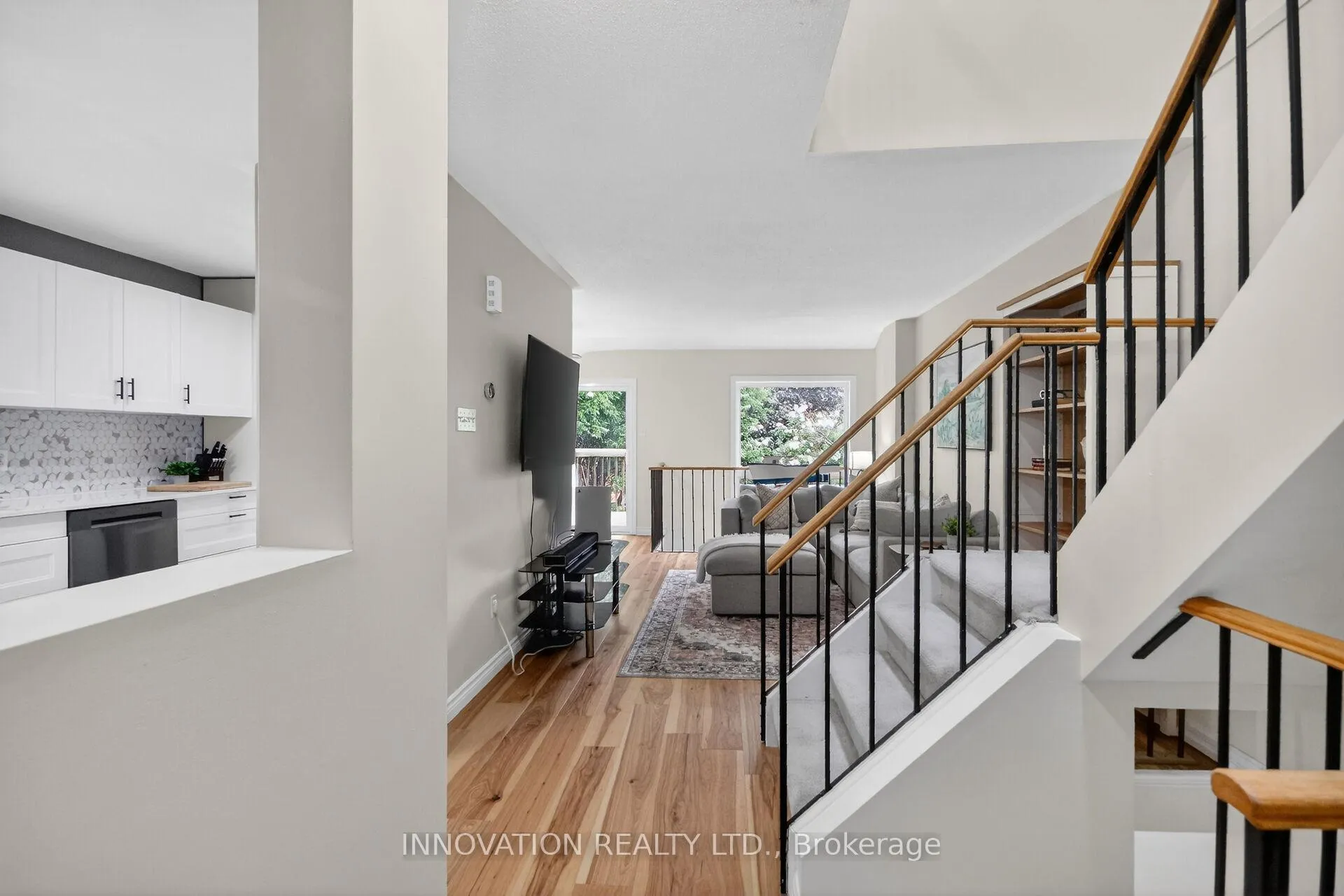 Photo 5 of 4 Bridgewater Terrace, Ottawa, Barrhaven - Cedargrove/Fraserdale — HOMEH