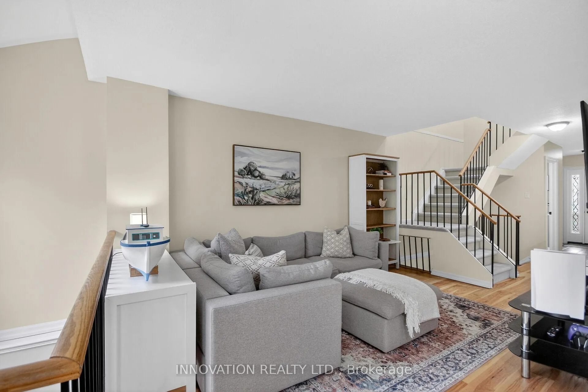 Photo 8 of 4 Bridgewater Terrace, Ottawa, Barrhaven - Cedargrove/Fraserdale — HOMEH