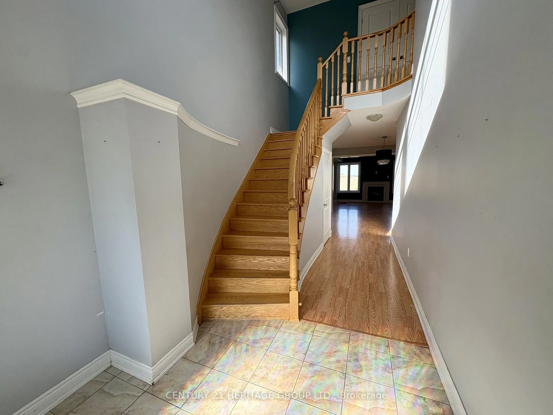Photo 1 of 129 Robert Wilson Crescent, Georgina, Keswick South — HOMEH