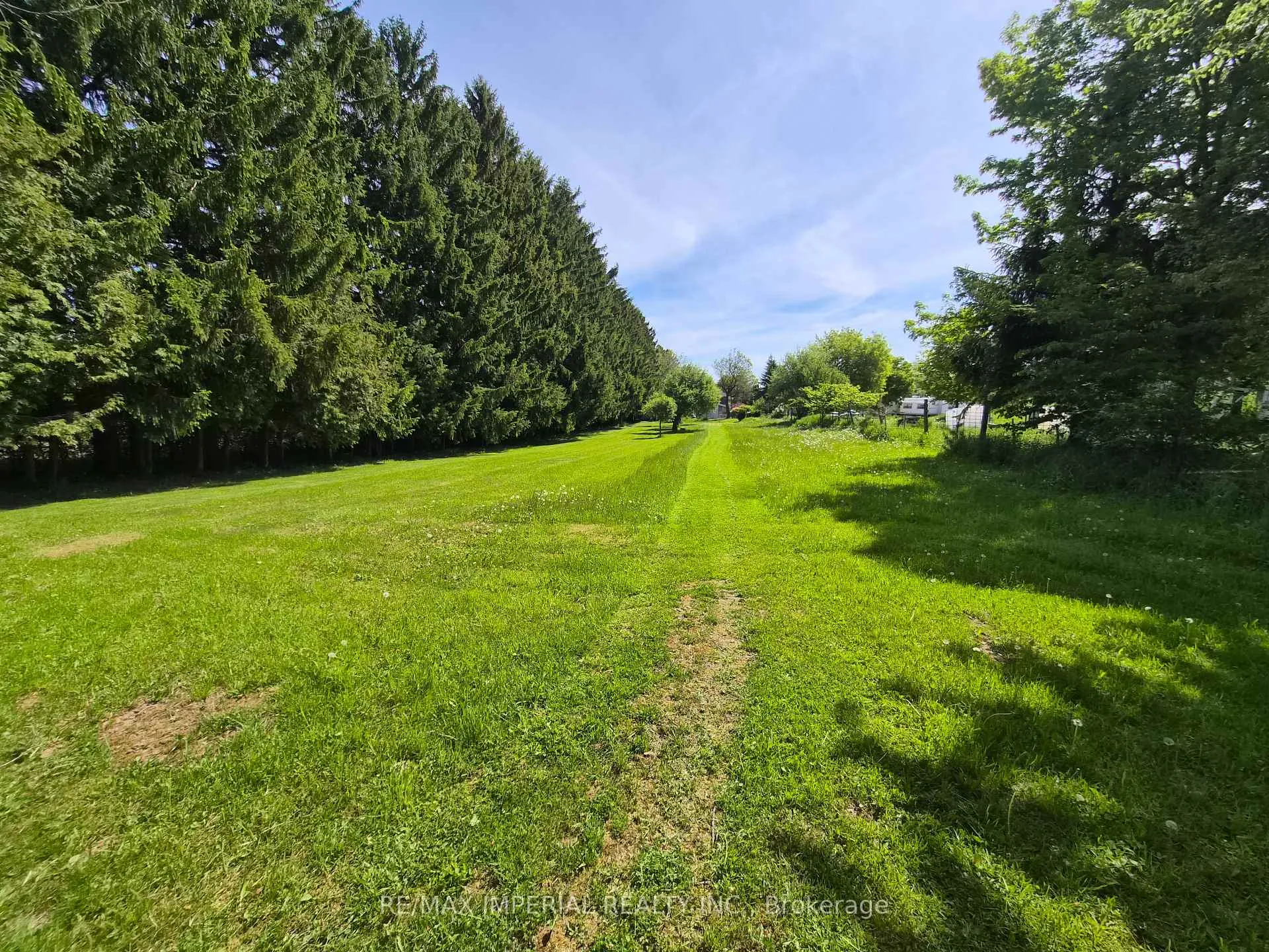 Photo 6 of 15028 Dufferin Street, King, Rural King — HOMEH