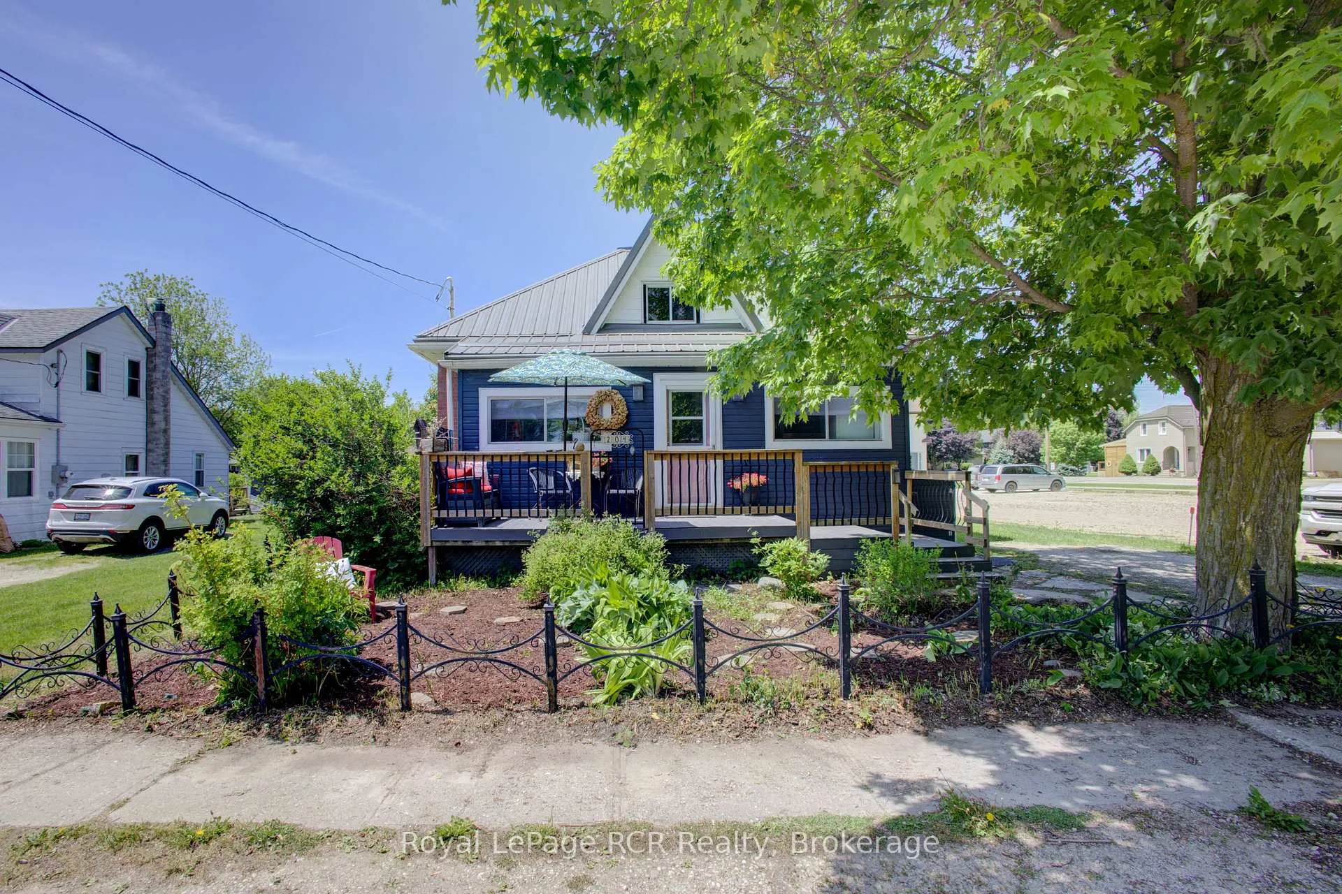 Photo 2 of 204 King Street, North Perth, Elma — HOMEH