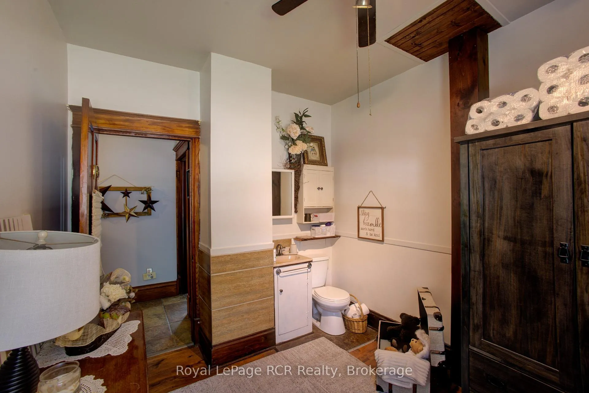 Photo 18 of 204 King Street, North Perth, Elma — HOMEH
