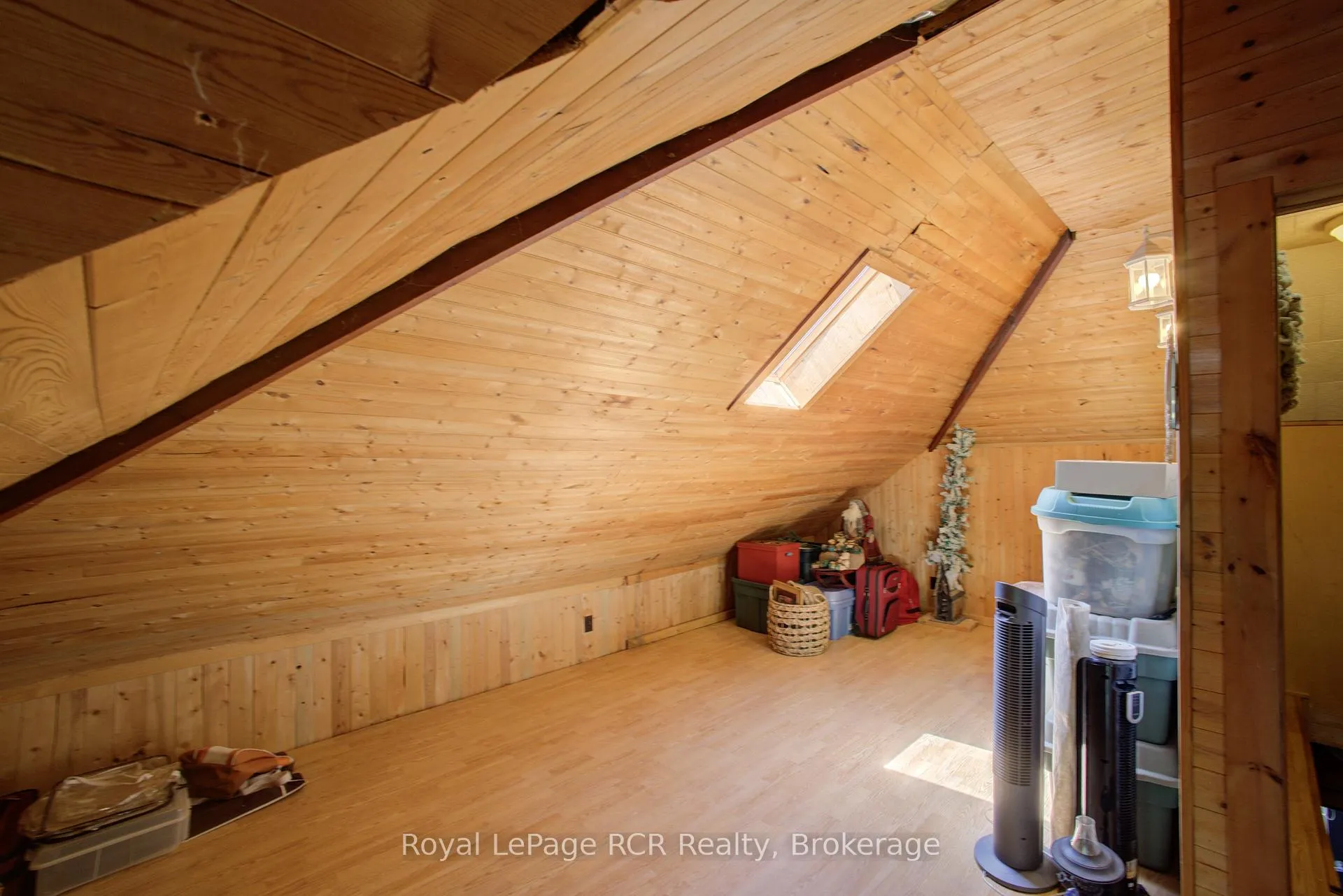 Photo 20 of 204 King Street, North Perth, Elma — HOMEH