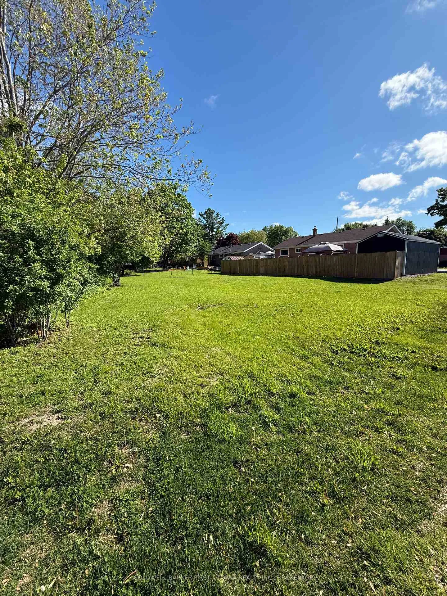 Photo 4 of 1440 Heath Street, Kingston, City Northwest — HOMEH