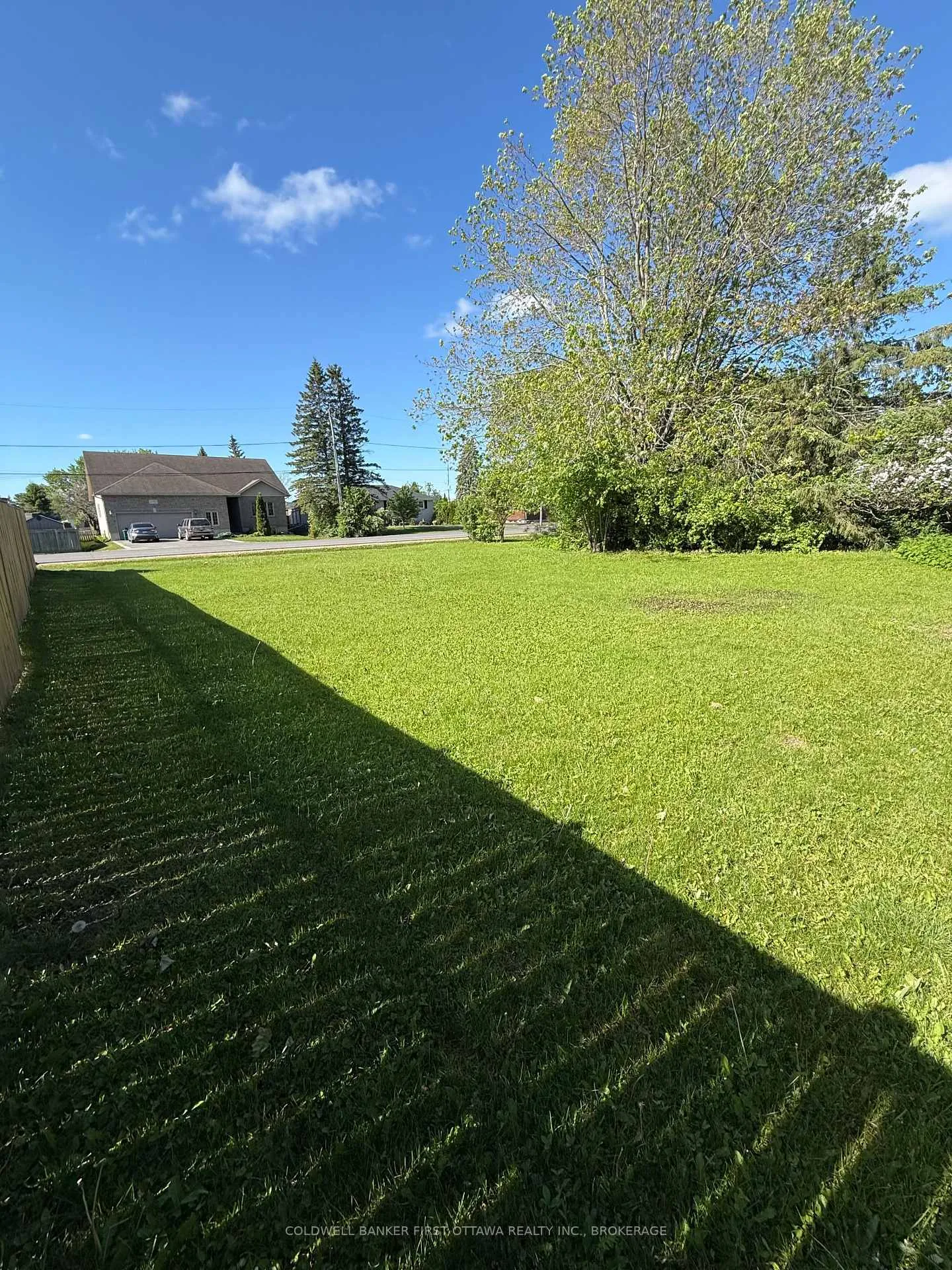 Photo 5 of 1440 Heath Street, Kingston, City Northwest — HOMEH