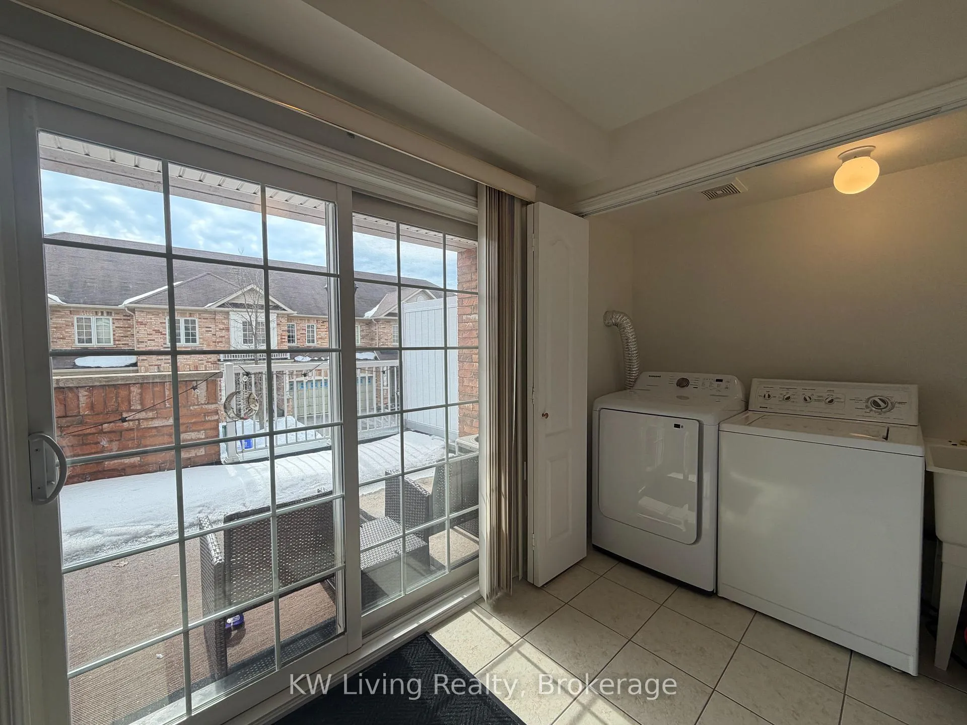 Photo 10 of 71 Maidstone Way, Whitby, Taunton North — HOMEH