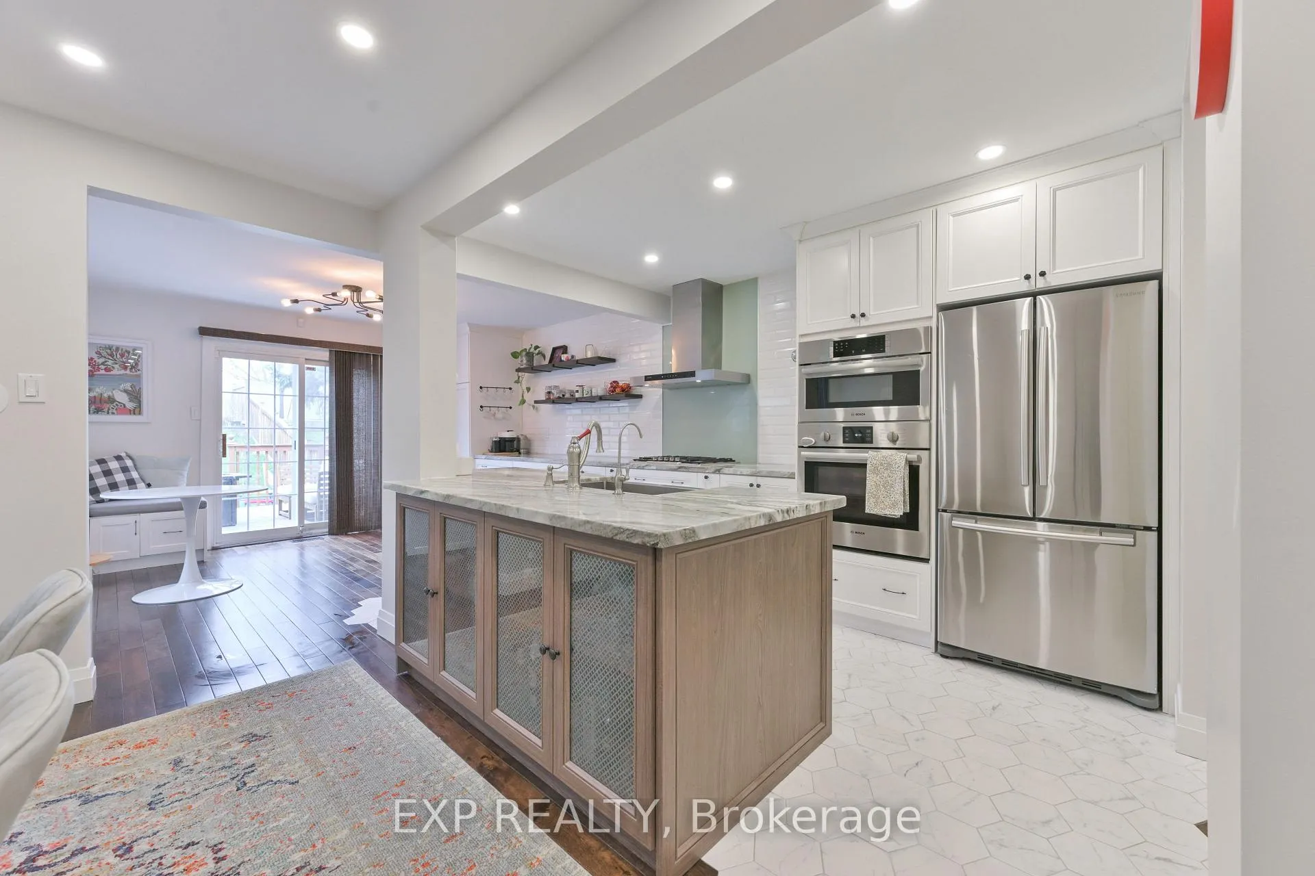 Photo 1 of 1474 Prince John Circle, Oakville, Clearview — HOMEH