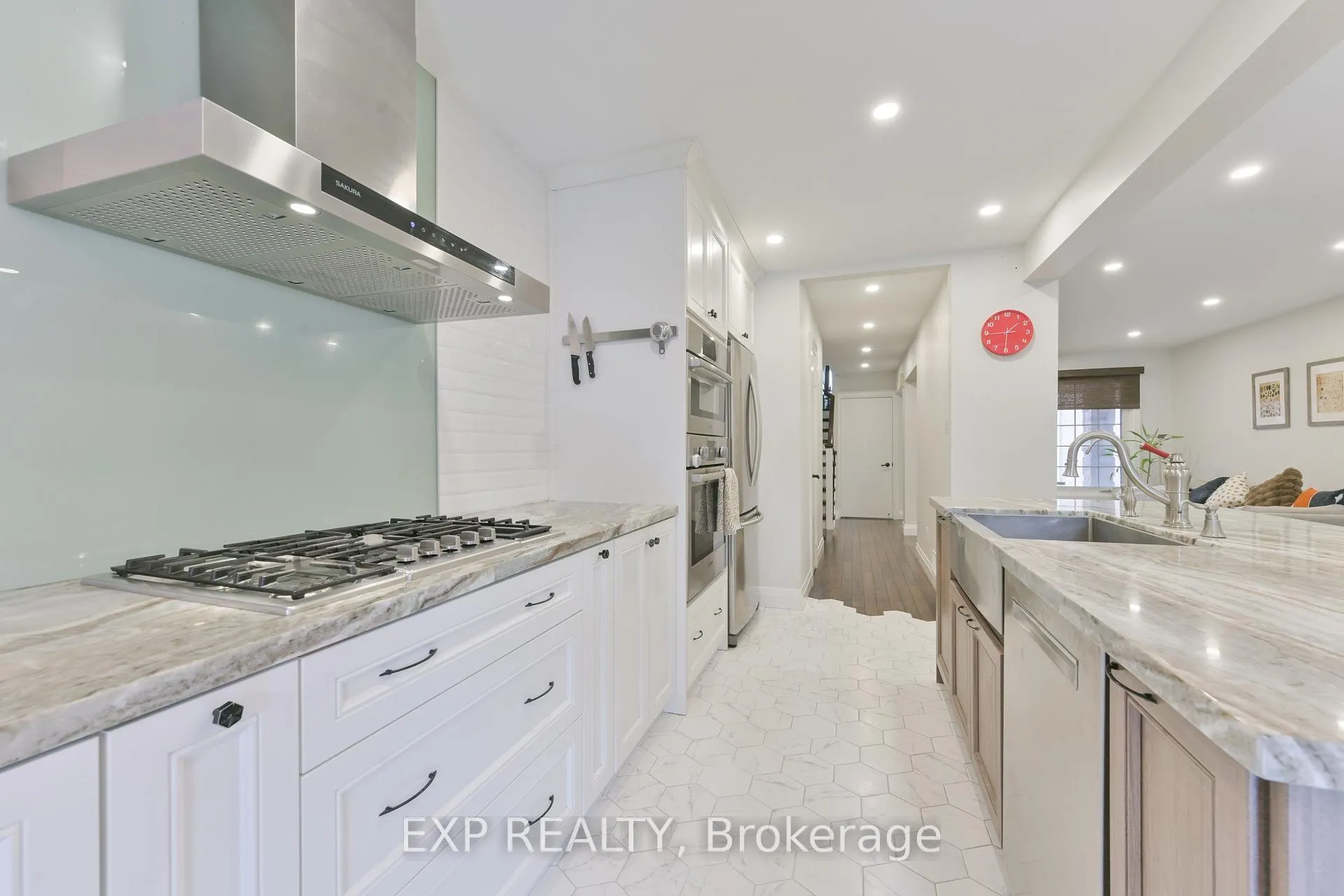Photo 11 of 1474 Prince John Circle, Oakville, Clearview — HOMEH
