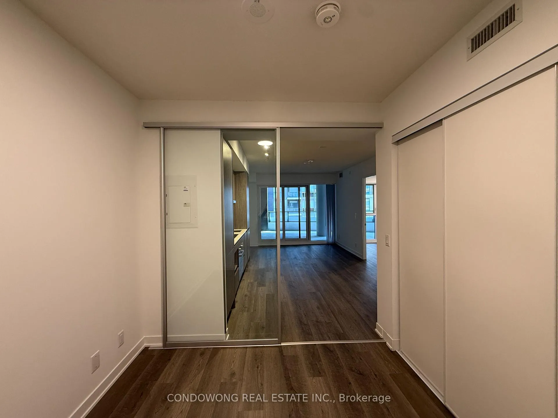 Photo 9 of Unit 607, 180 Front Street E, Toronto, Moss Park — HOMEH